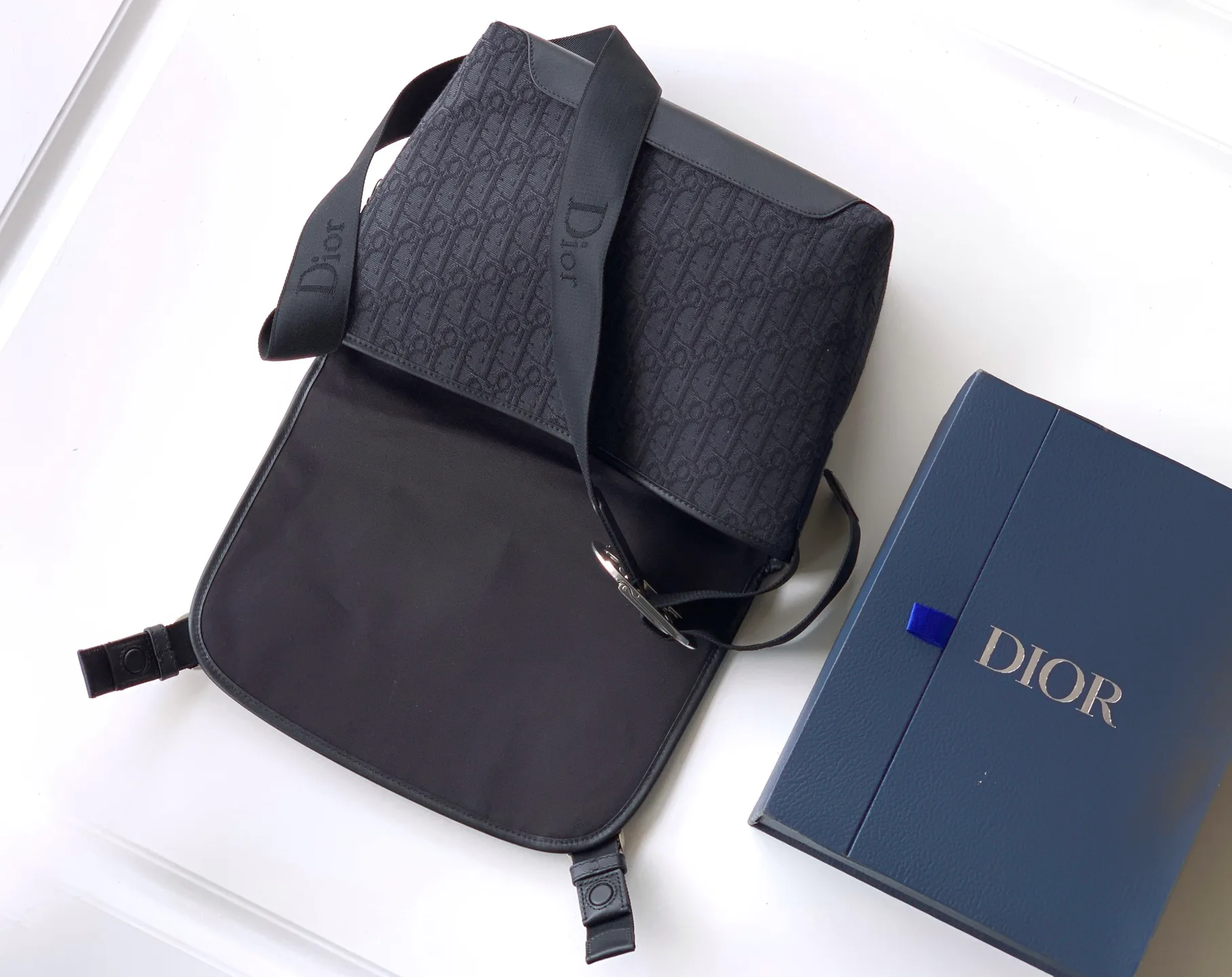Классические Сумки Женские Christian Dior 13349592