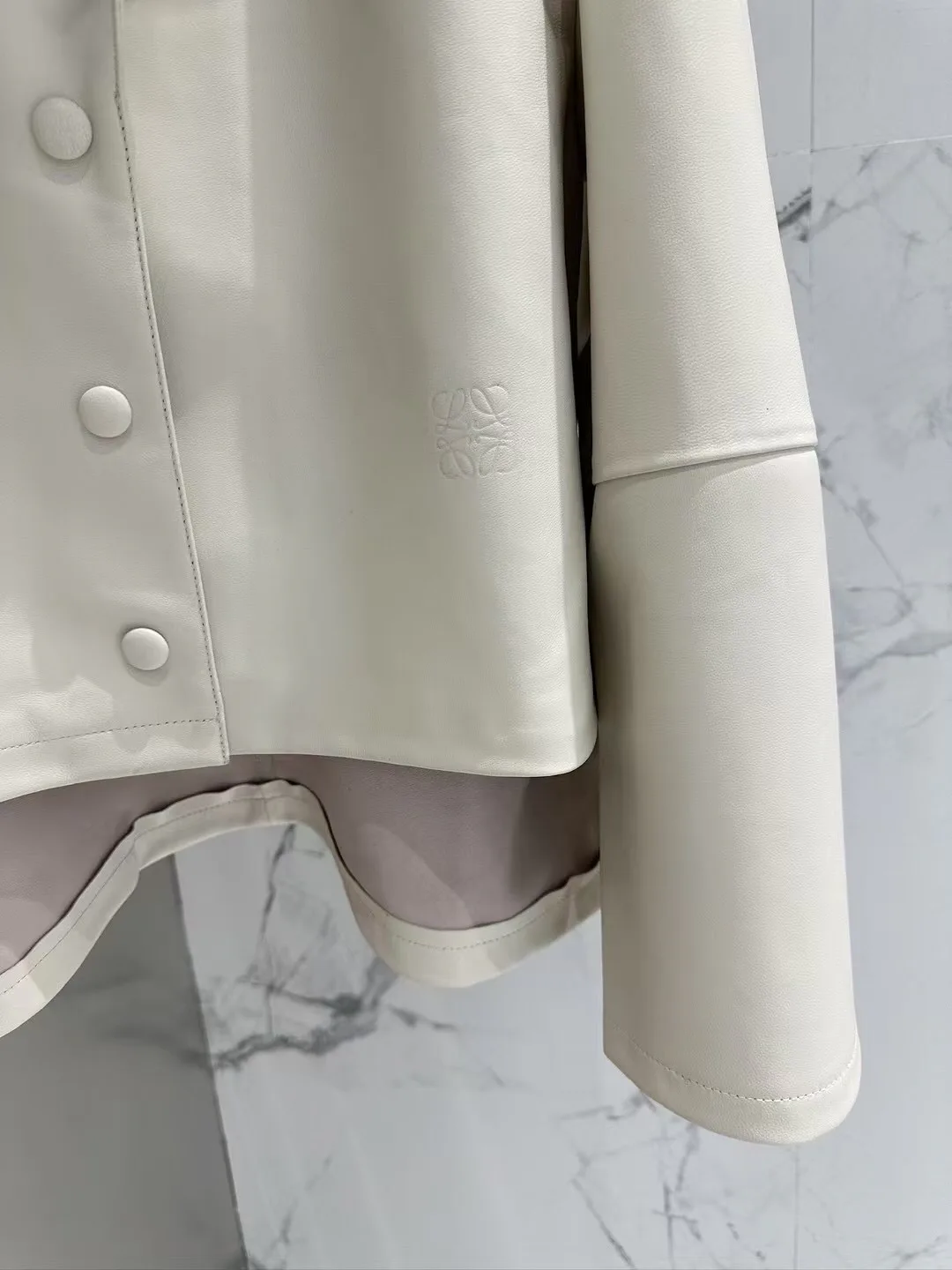 Кожаные Куртки И Дублёнки Женские Loewe 12717838