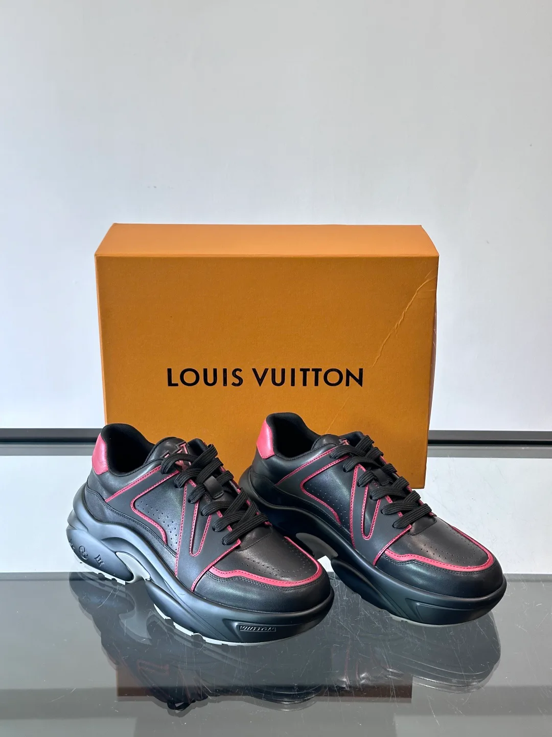 Кроссовки Мужские Louis Vuitton 1969459