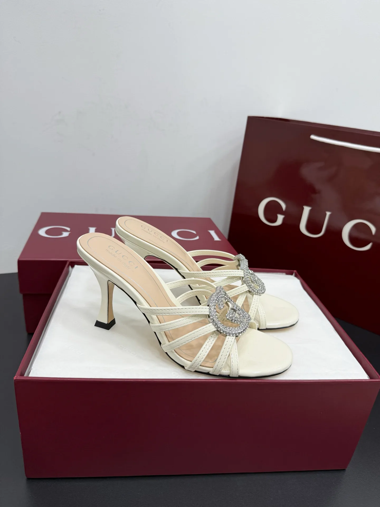 Босоножки Женские Gucci 457914