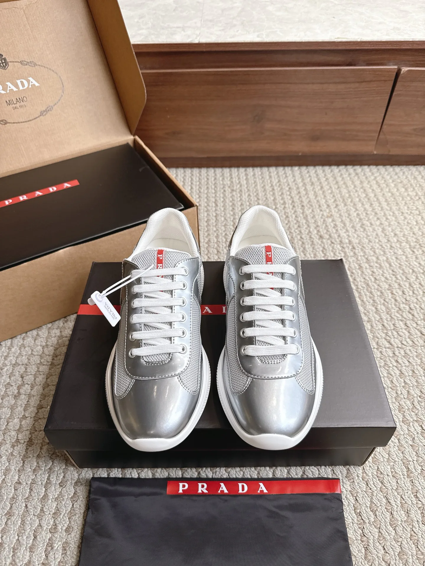 Кроссовки Женские Prada 17470457