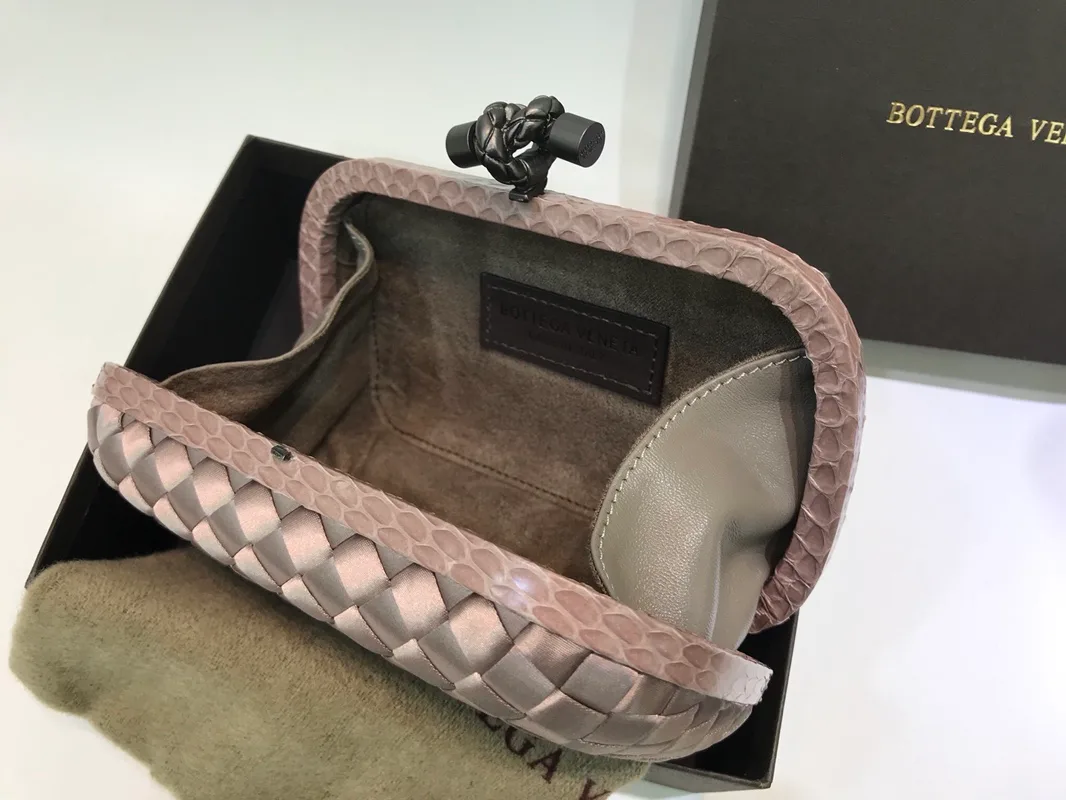 Клатчи Женские Bottega Veneta 15572