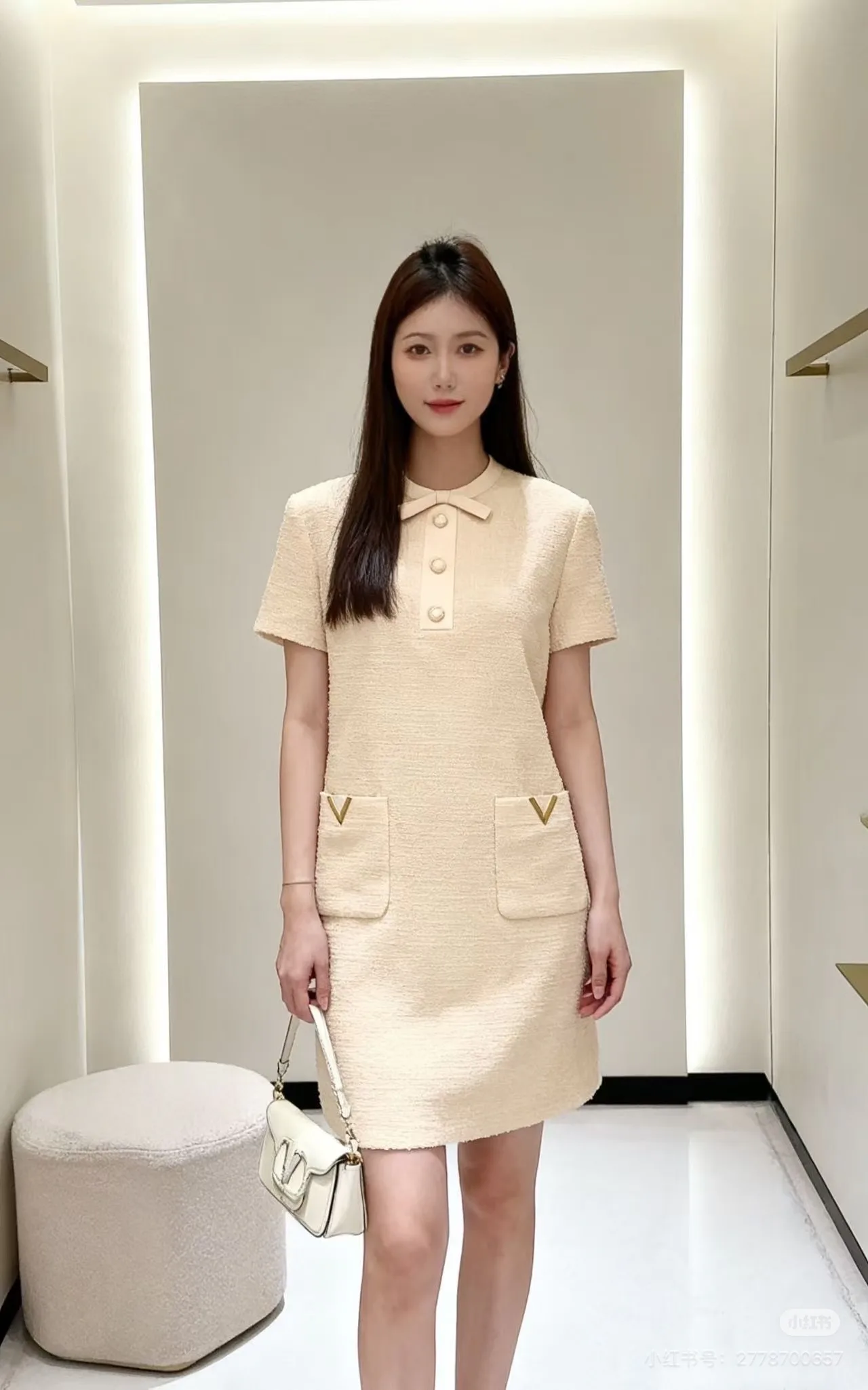 Платья Женские Valentino 13481846