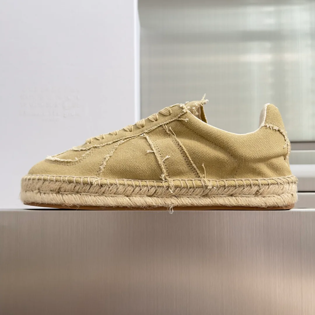 Кроссовки Женские Maison Margiela 17415530
