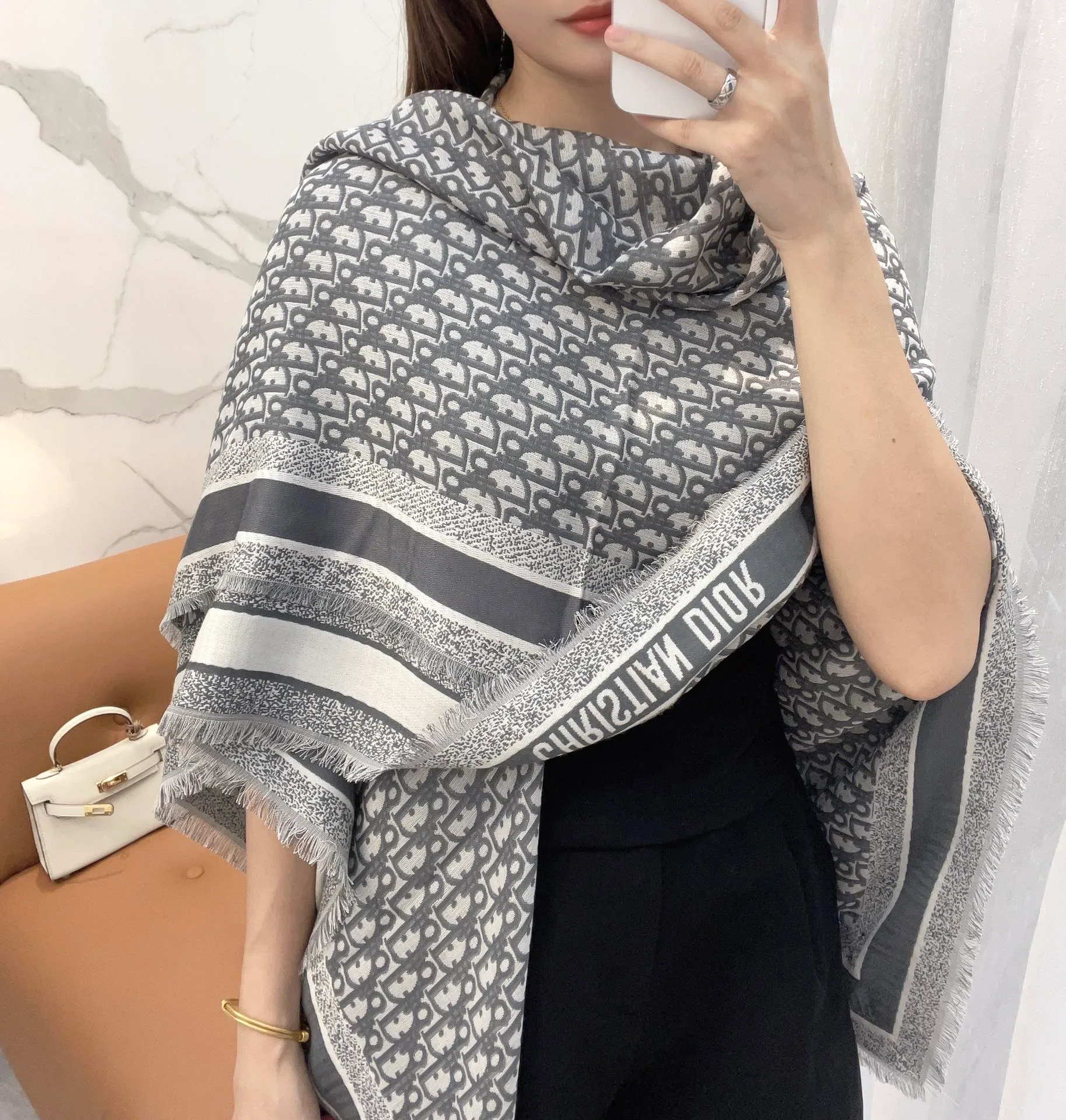 Шарфы Christian Dior 17874834