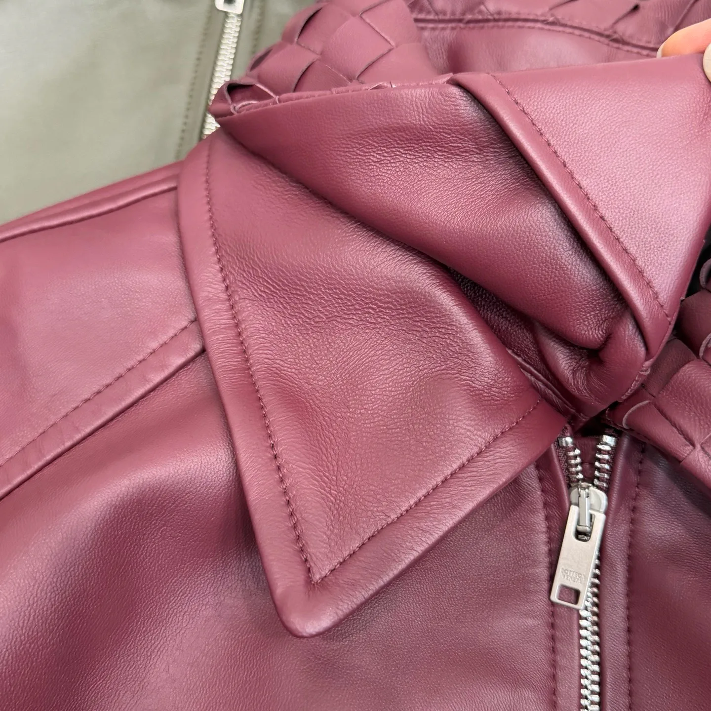 Кожаные Куртки И Дублёнки Женские Bottega Veneta 17322205