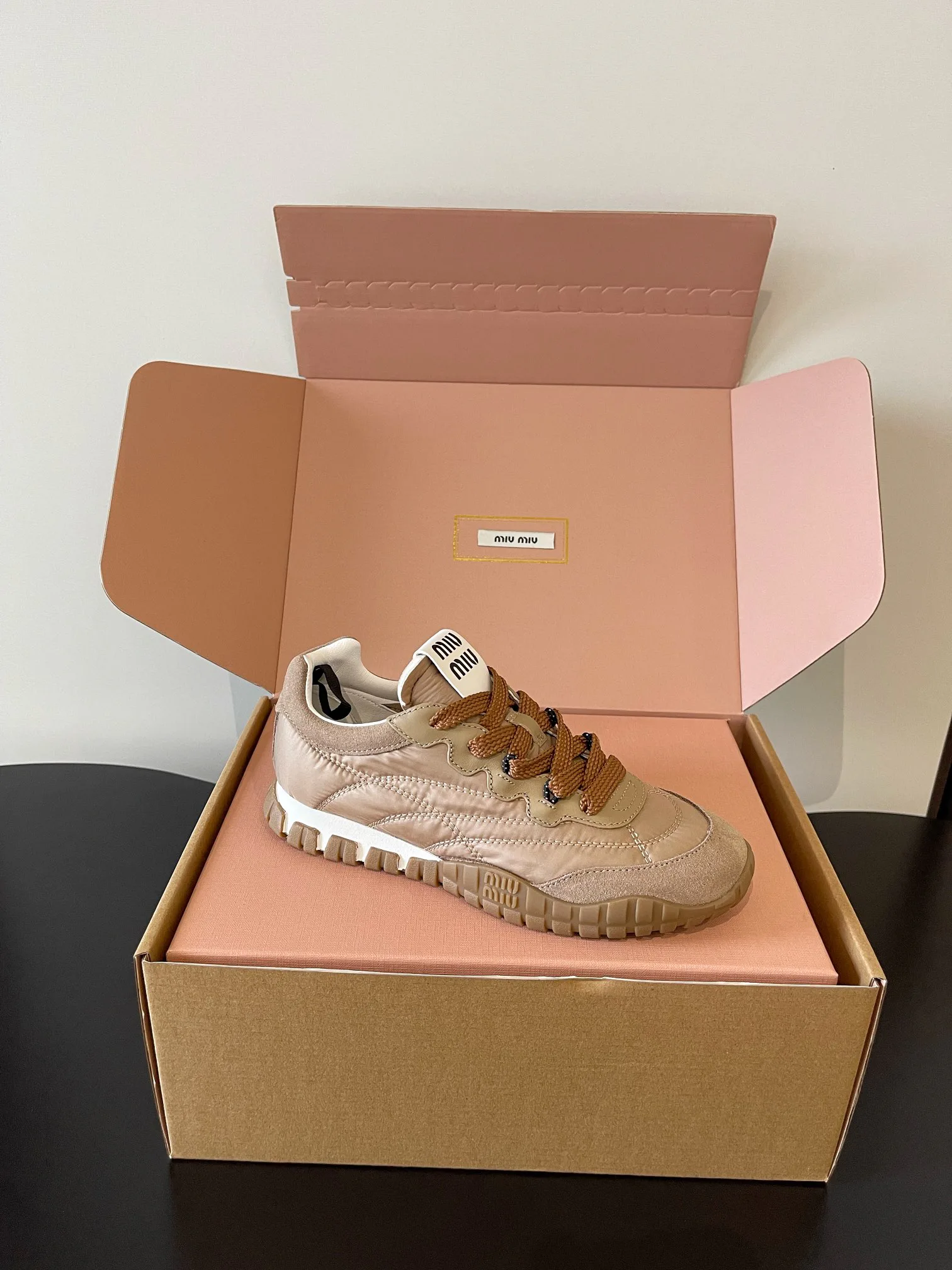 Кроссовки Женские Miu Miu 1462704