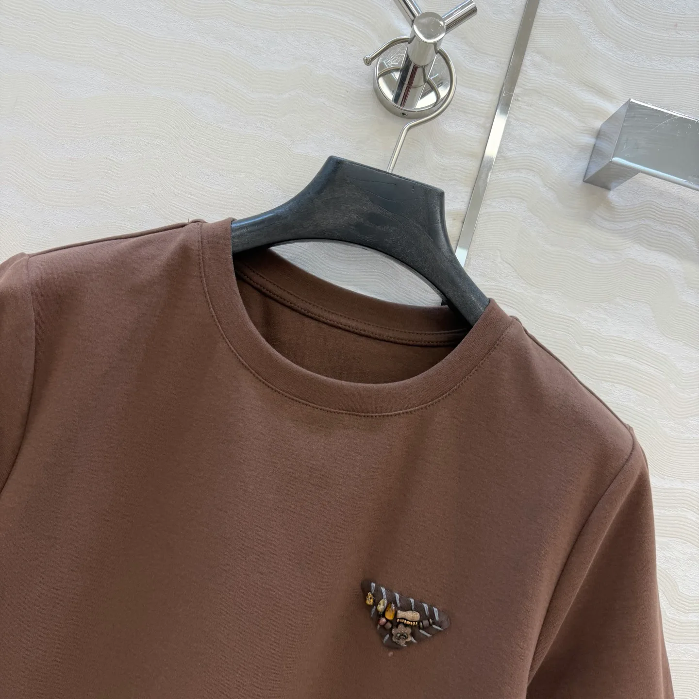 Футболки Женские Prada 10529314