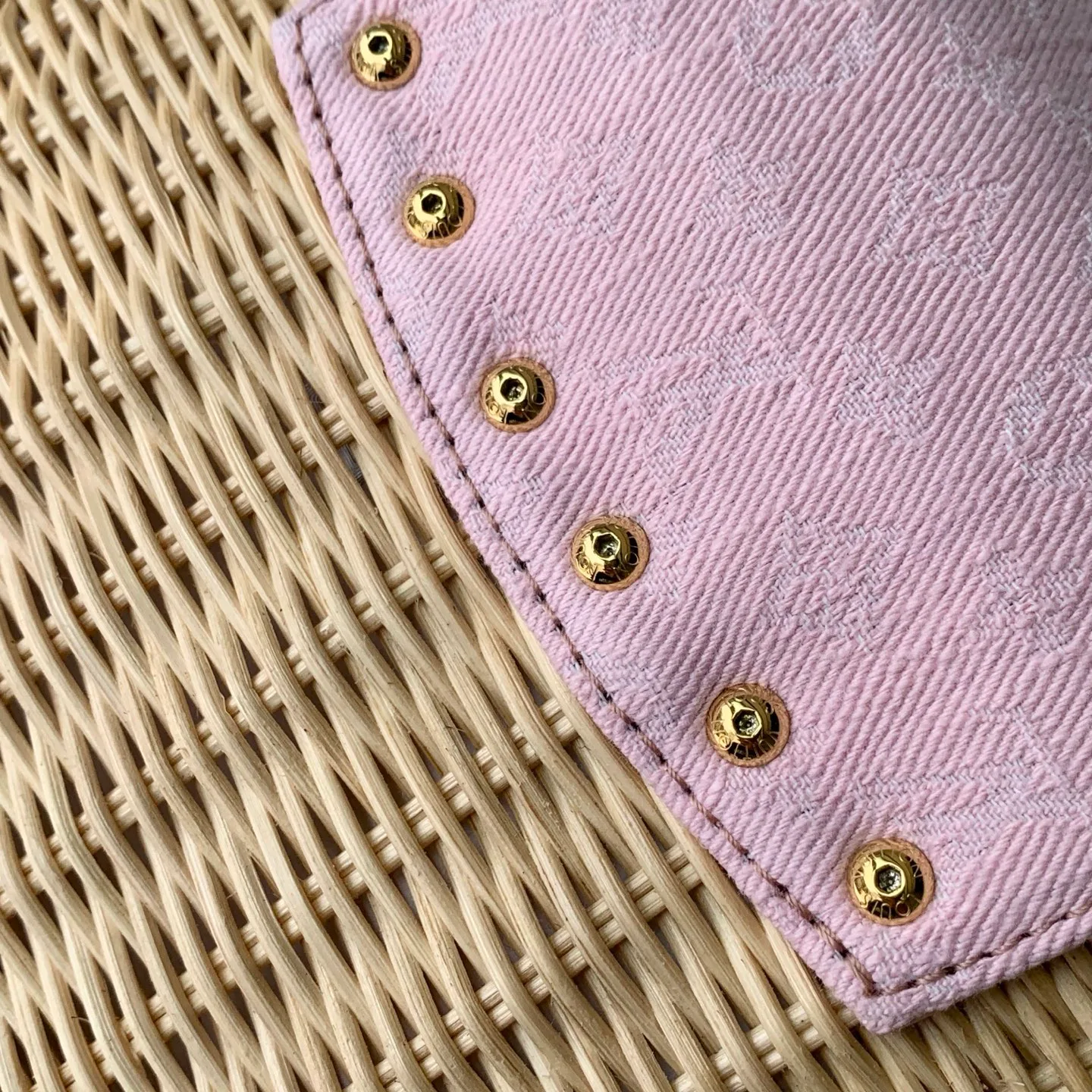 Классические Сумки Женские Louis Vuitton 18147579