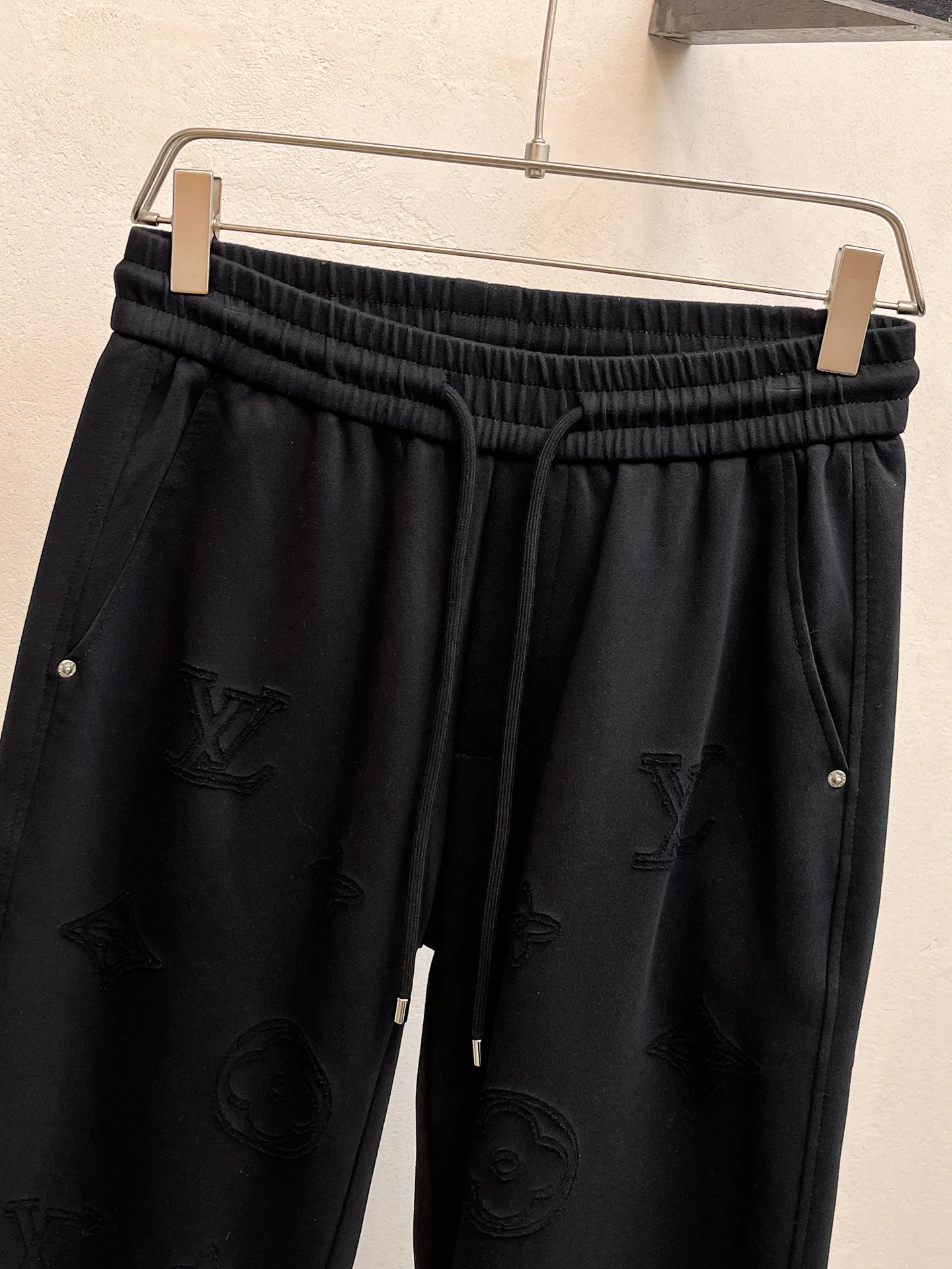 Брюки Женские Louis Vuitton 10378843