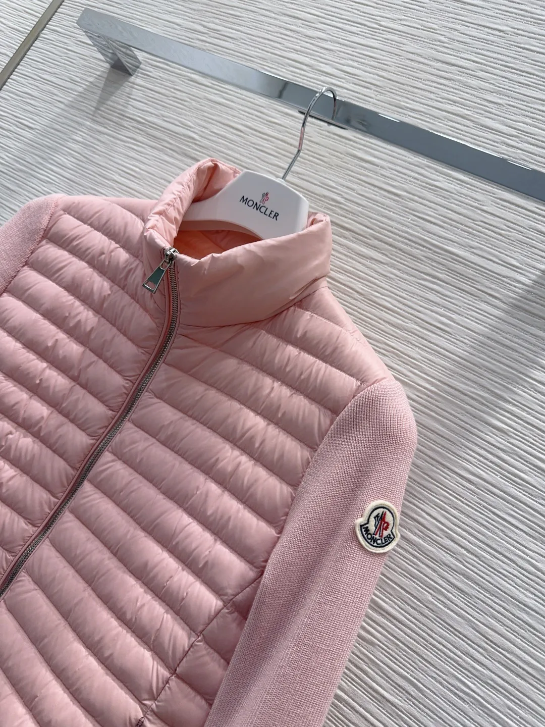 Куртки И Пуховики Женские Moncler 20100844