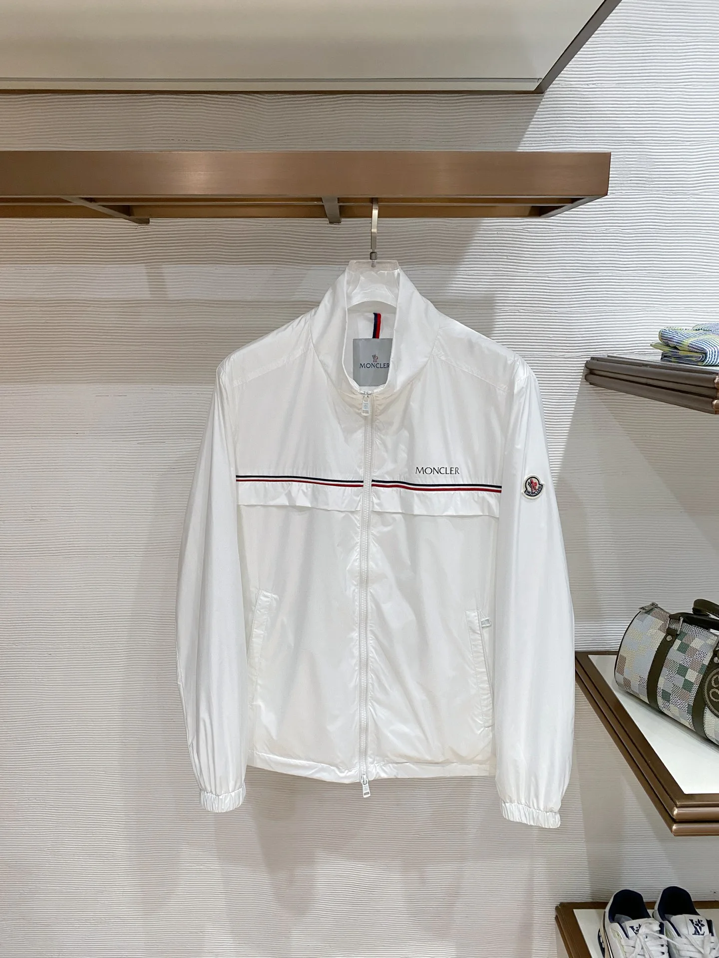 Пальто И Тренчи Мужские Moncler 11556931