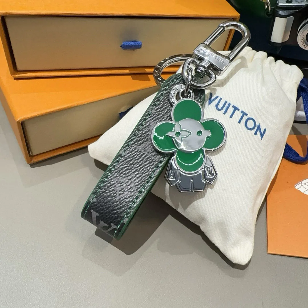 Ключницы Louis Vuitton 822794