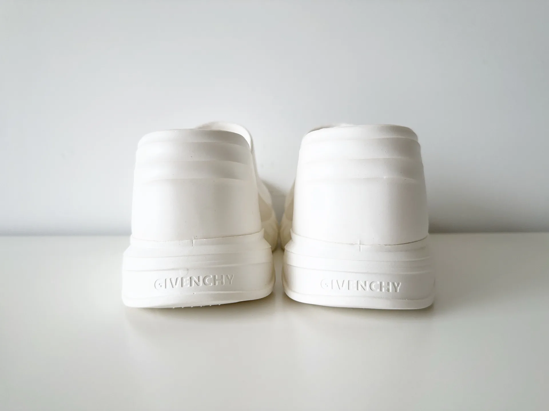 Шлепанцы Женские Givenchy 907491