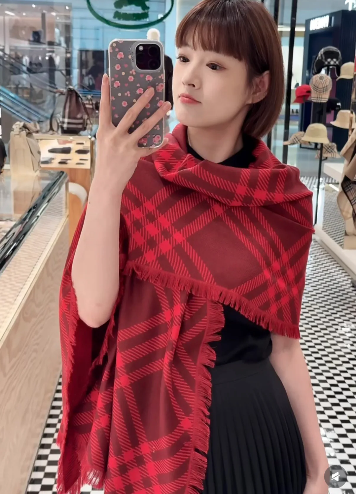 Шарфы Burberry 18627369