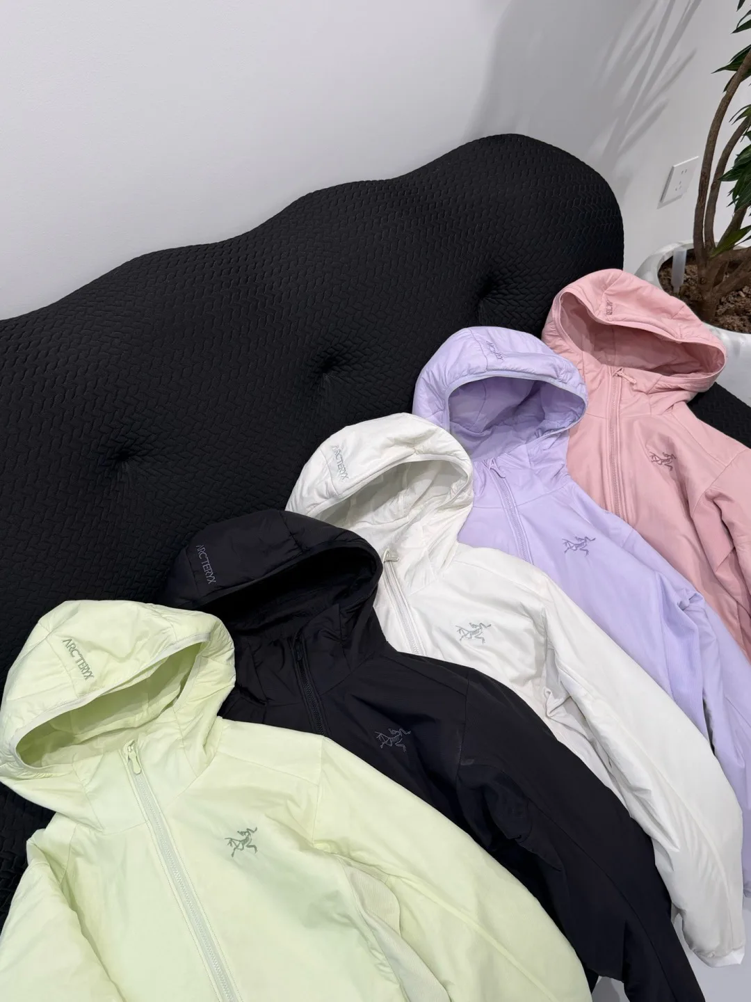 Куртки И Пуховики Женские Arcteryx 18728924