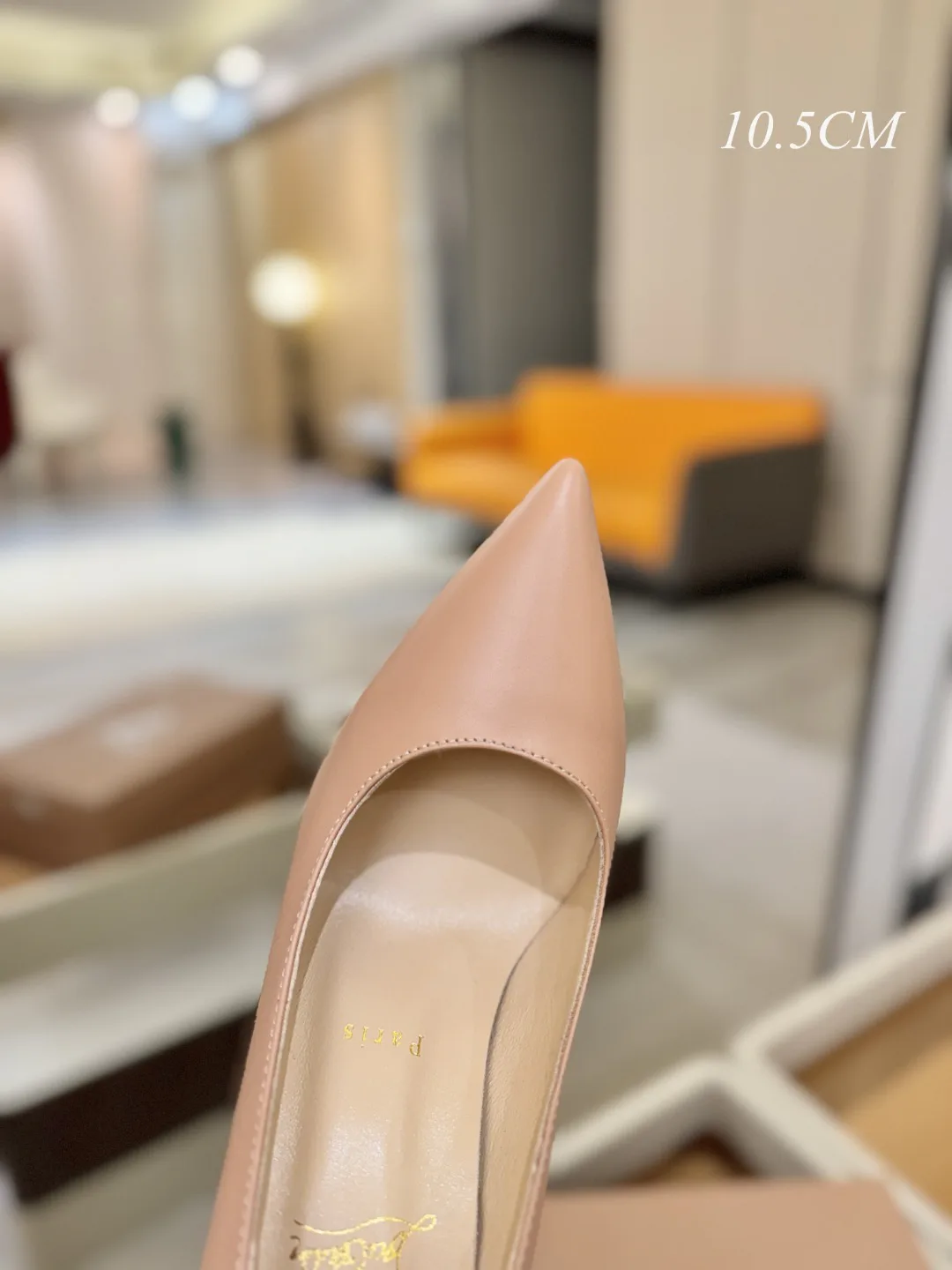 Туфли Женские Christian Louboutin 11079881
