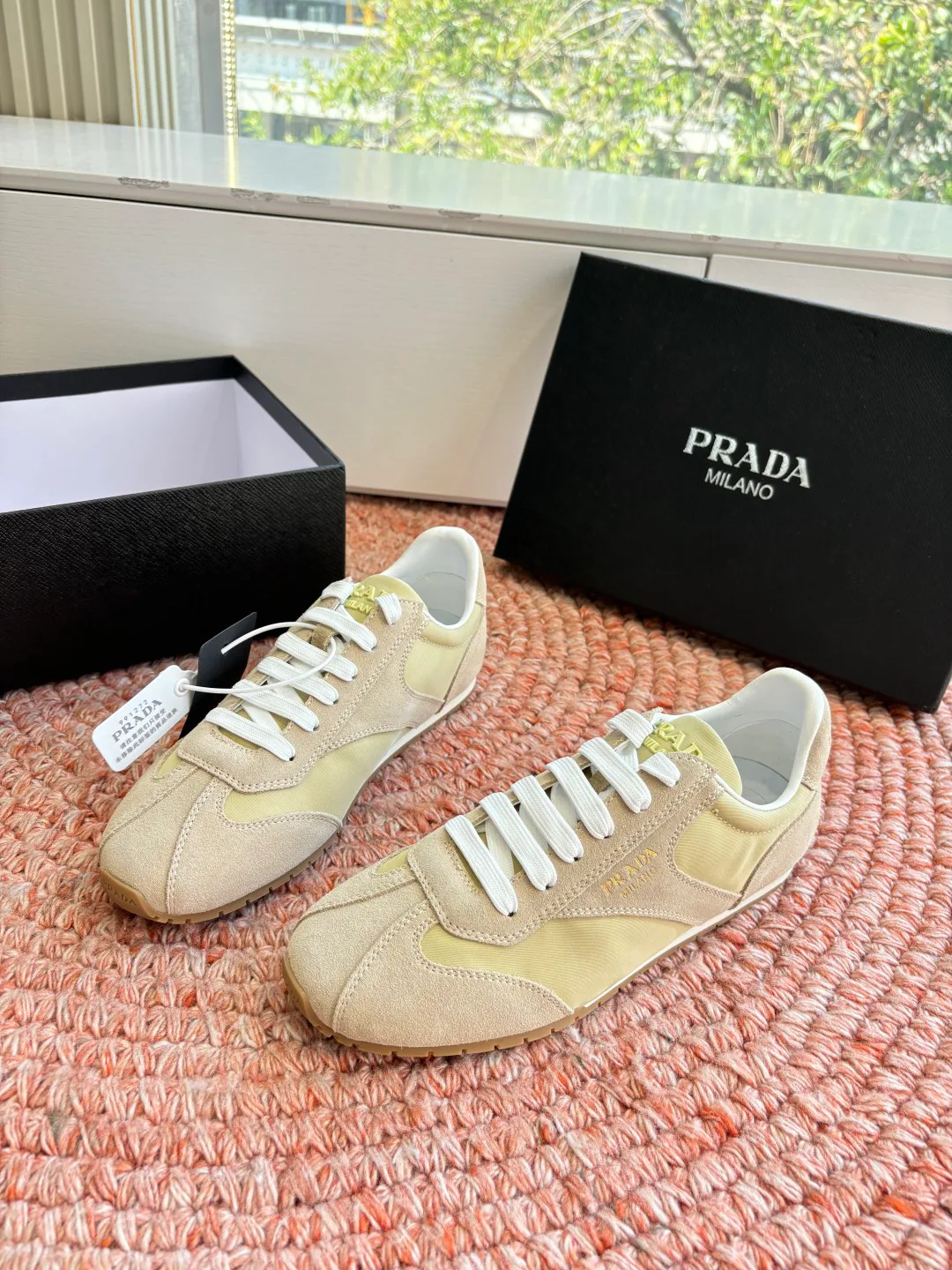 Кроссовки Женские Prada 10446976