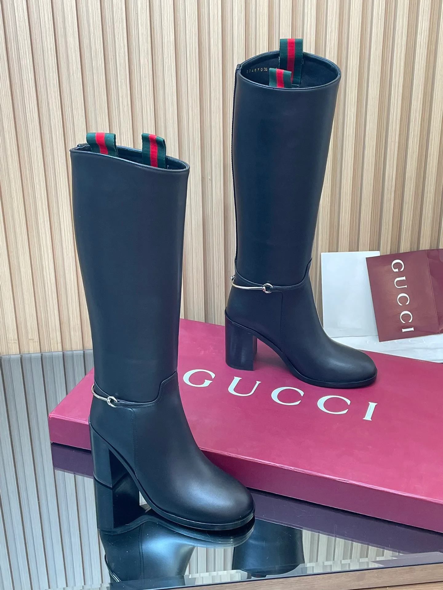 Сапоги Женские Gucci 18083276
