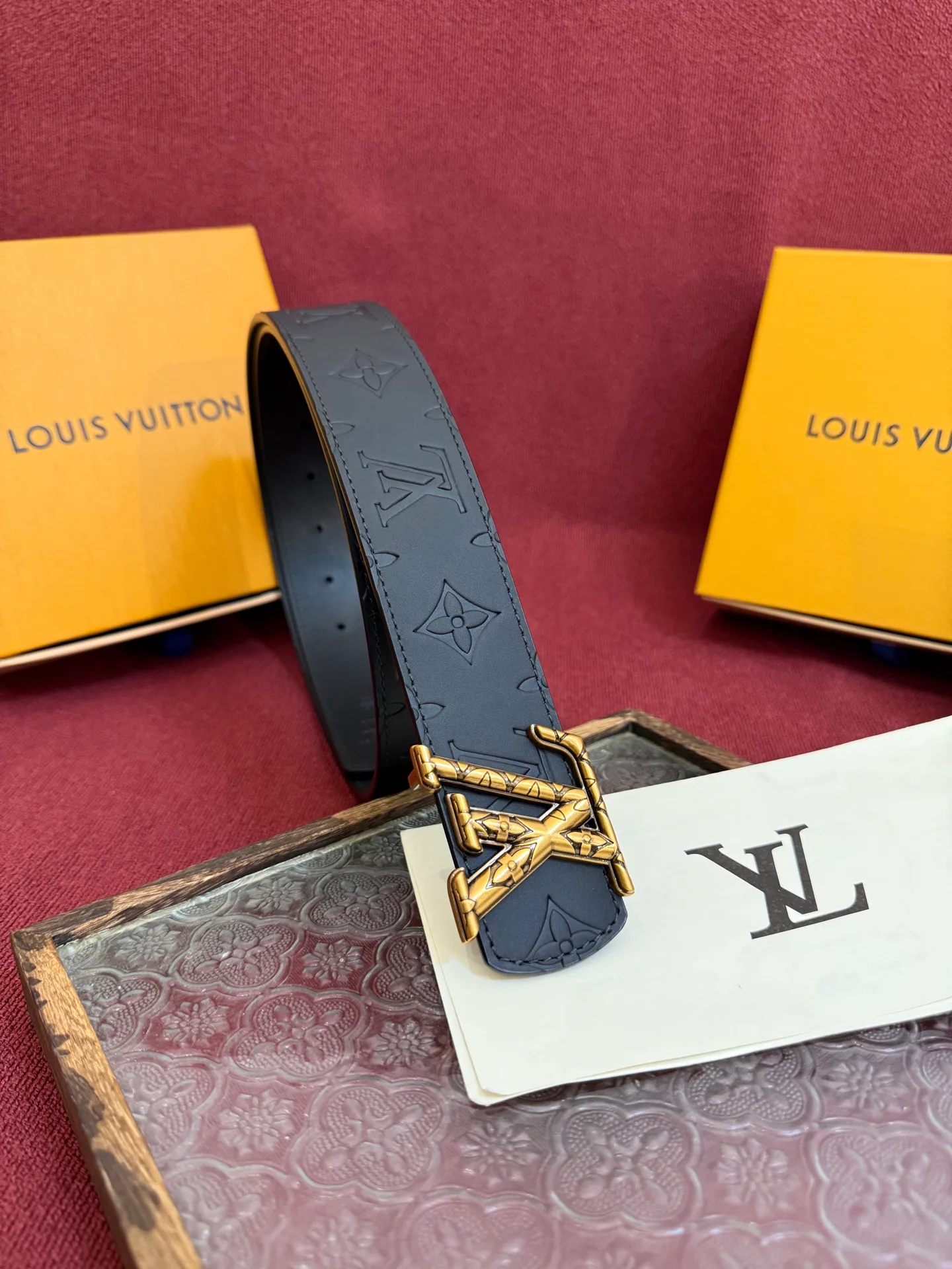 Ремни Louis Vuitton 420712