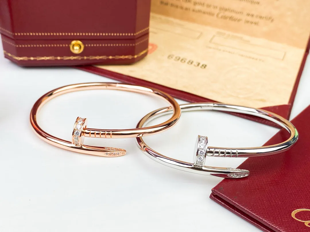 Бижутерия Cartier 11731