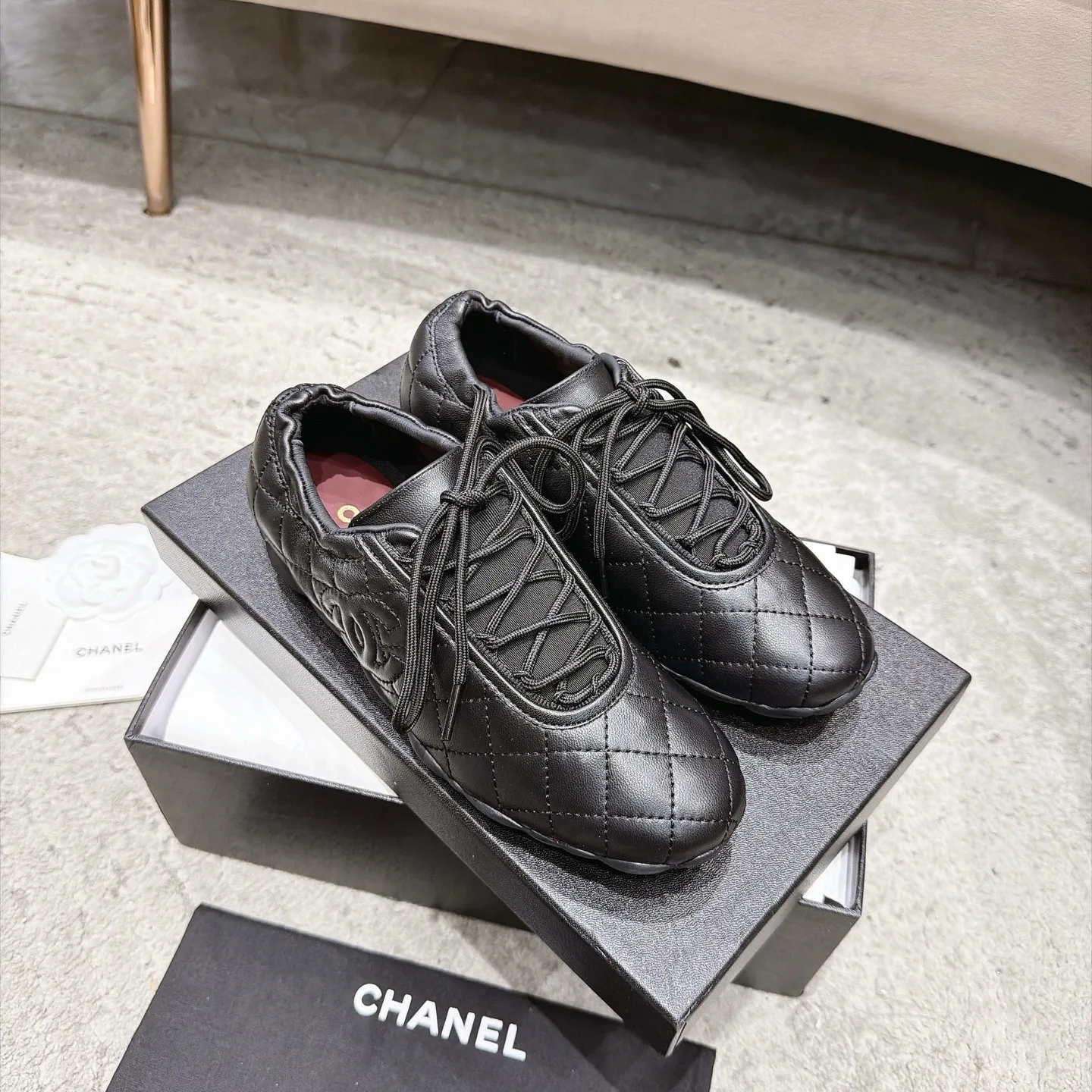 Кроссовки Женские Chanel 18729573
