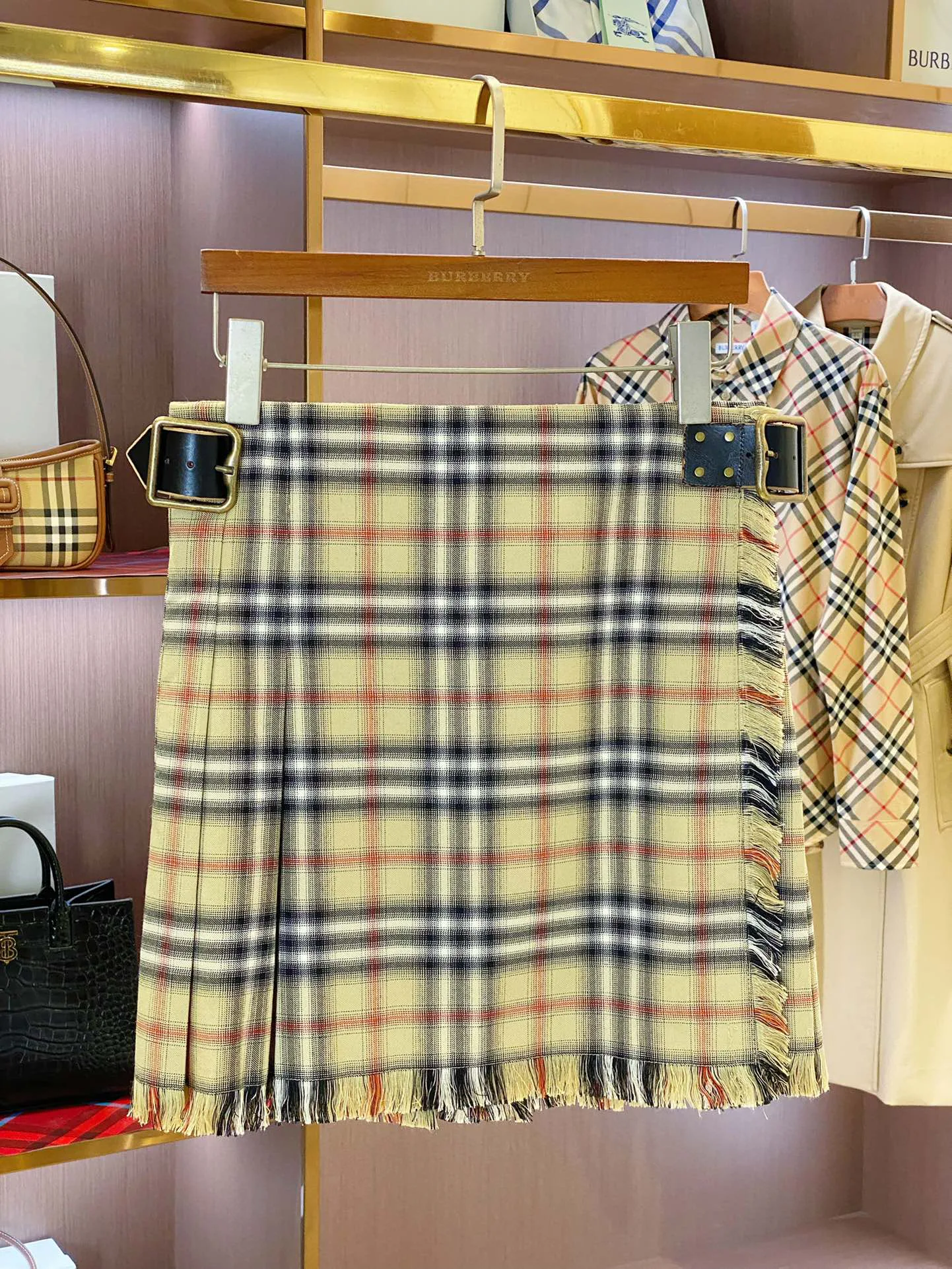 Юбки Женские Burberry 18386453