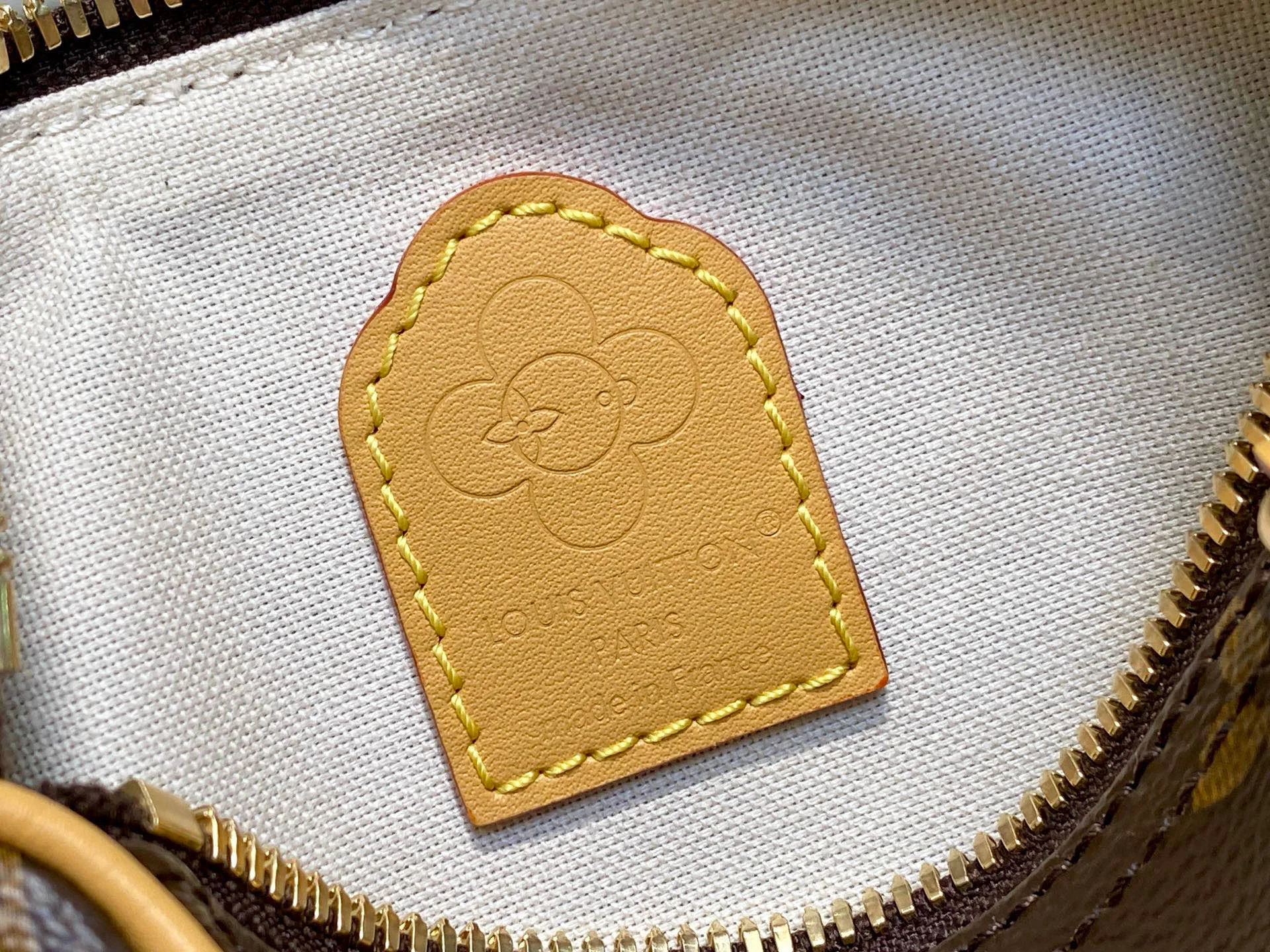 Классические Сумки Женские Louis Vuitton 1308654