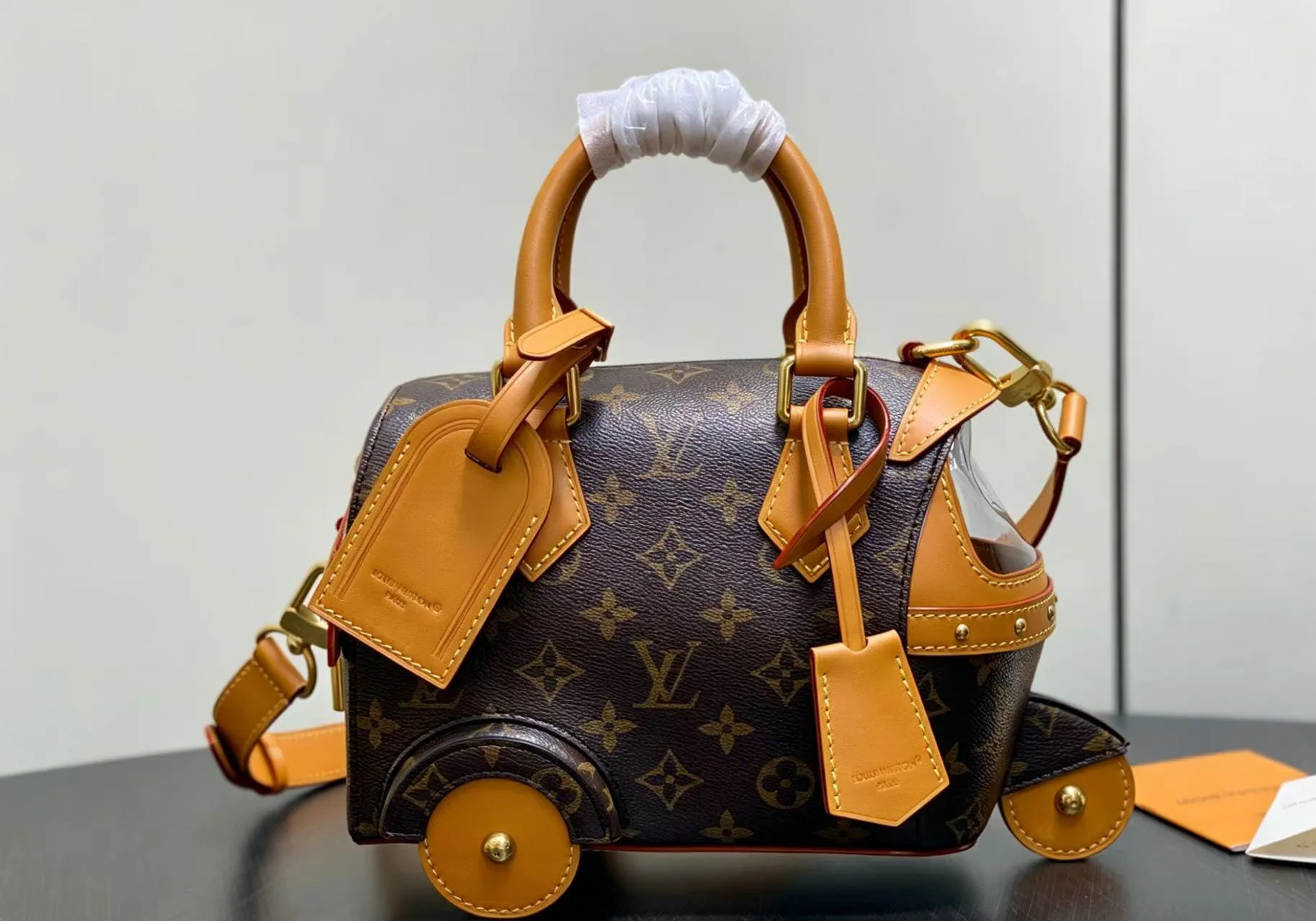 Сумки На Ремне Женские Louis Vuitton 13209855