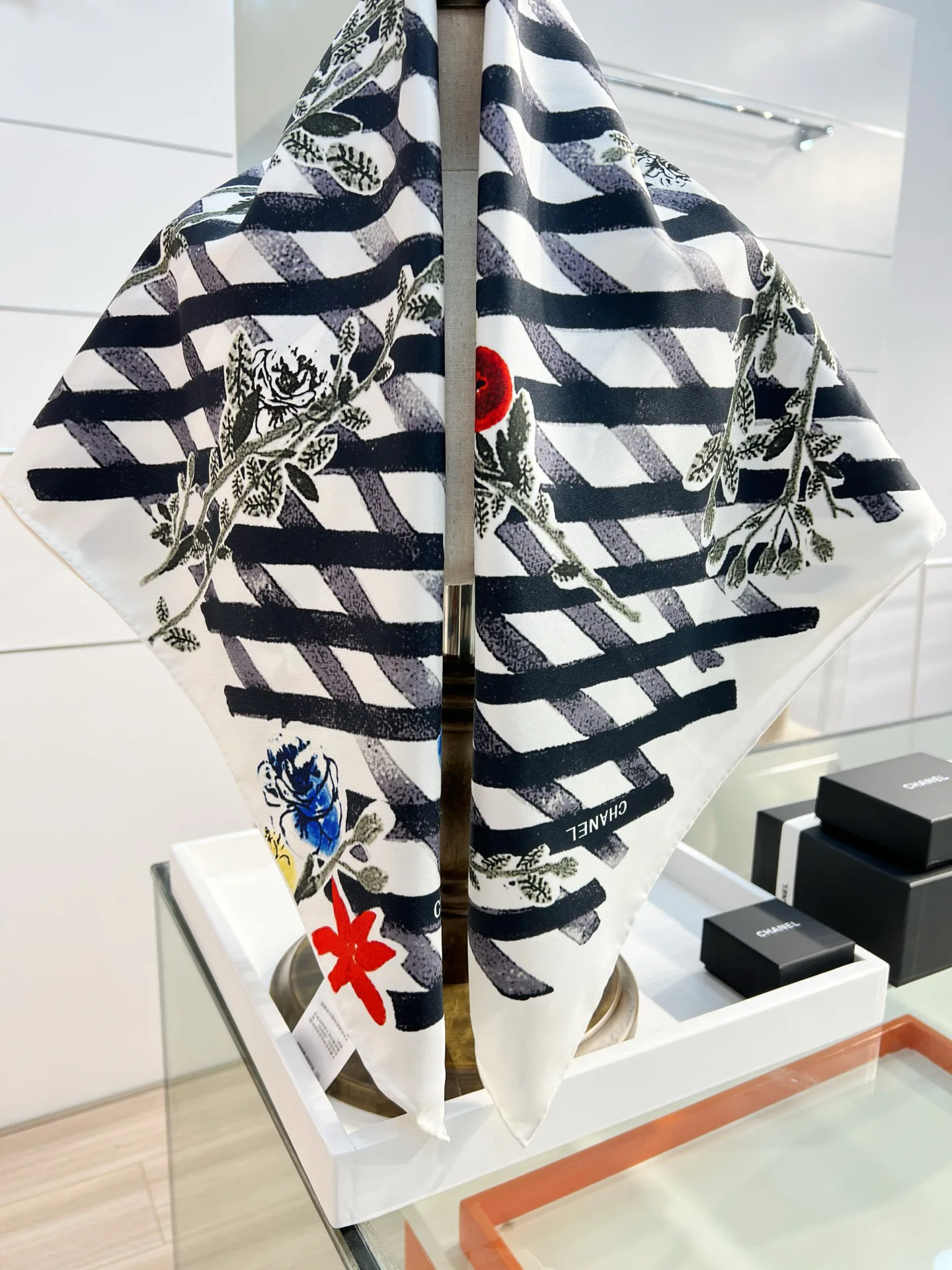 Платки Chanel 11445228