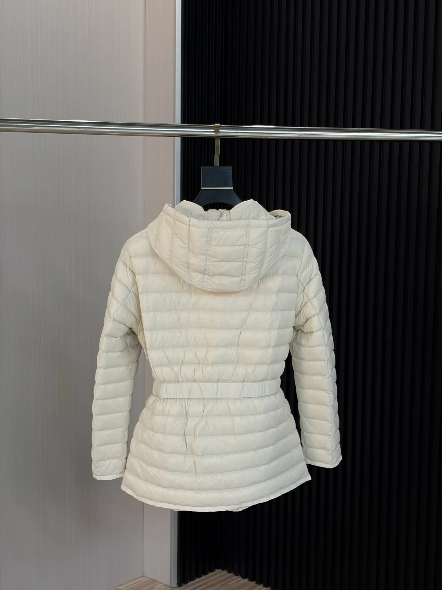 Куртки И Пуховики Женские Moncler 18529865