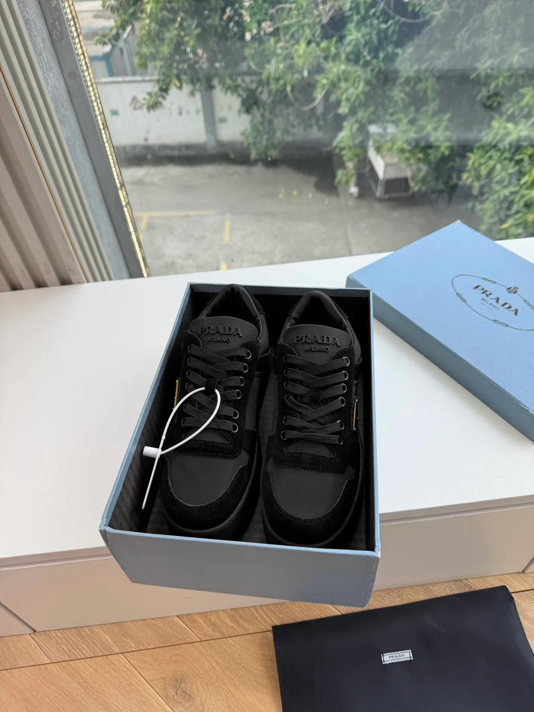 Кроссовки Женские Prada 18539273