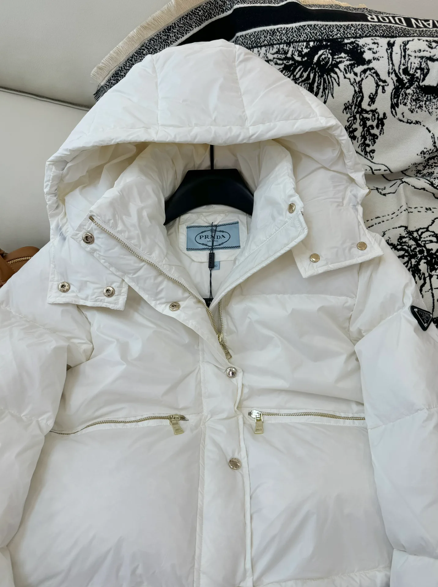 Куртки И Пуховики Женские Prada 18133795