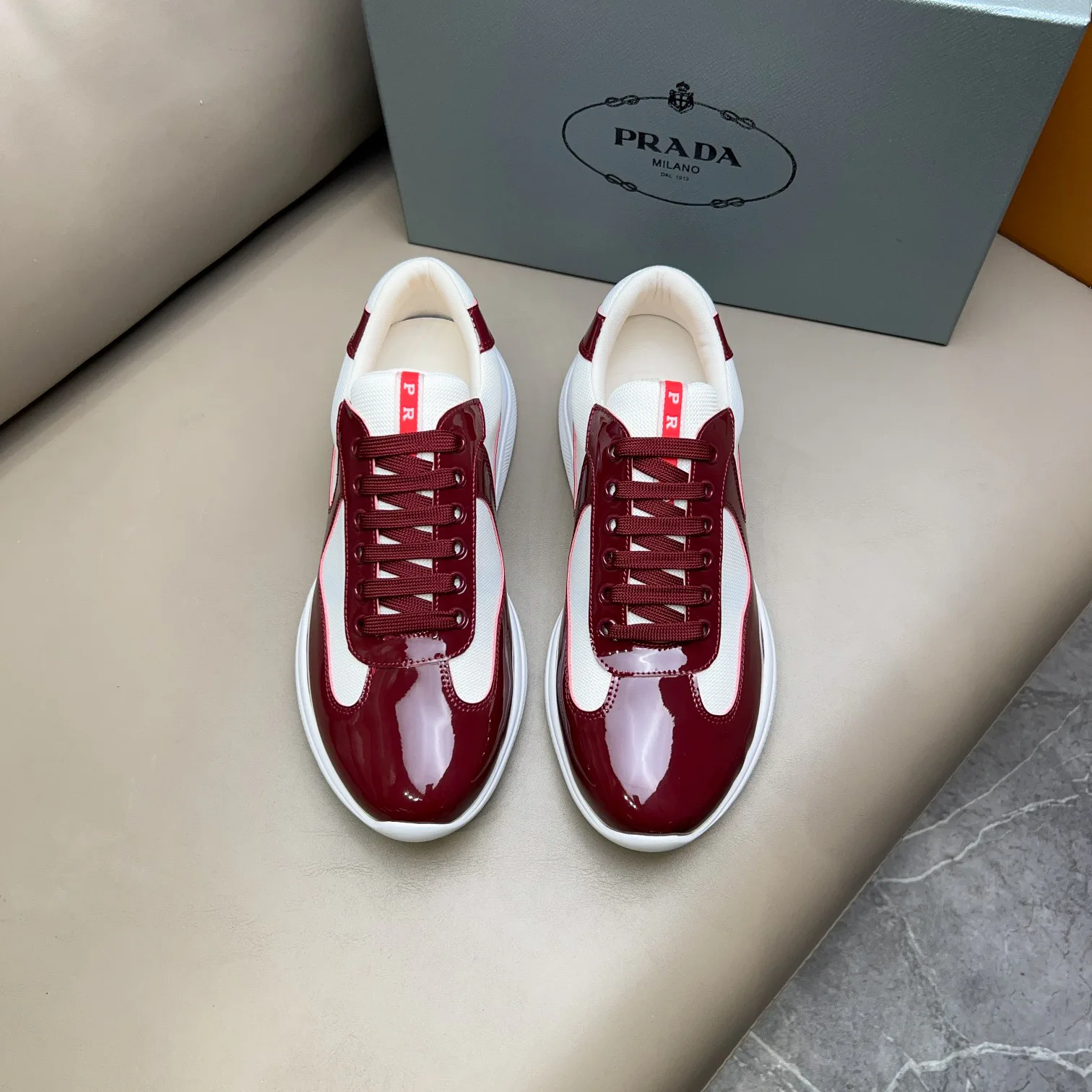 Кроссовки Женские Prada 17636252