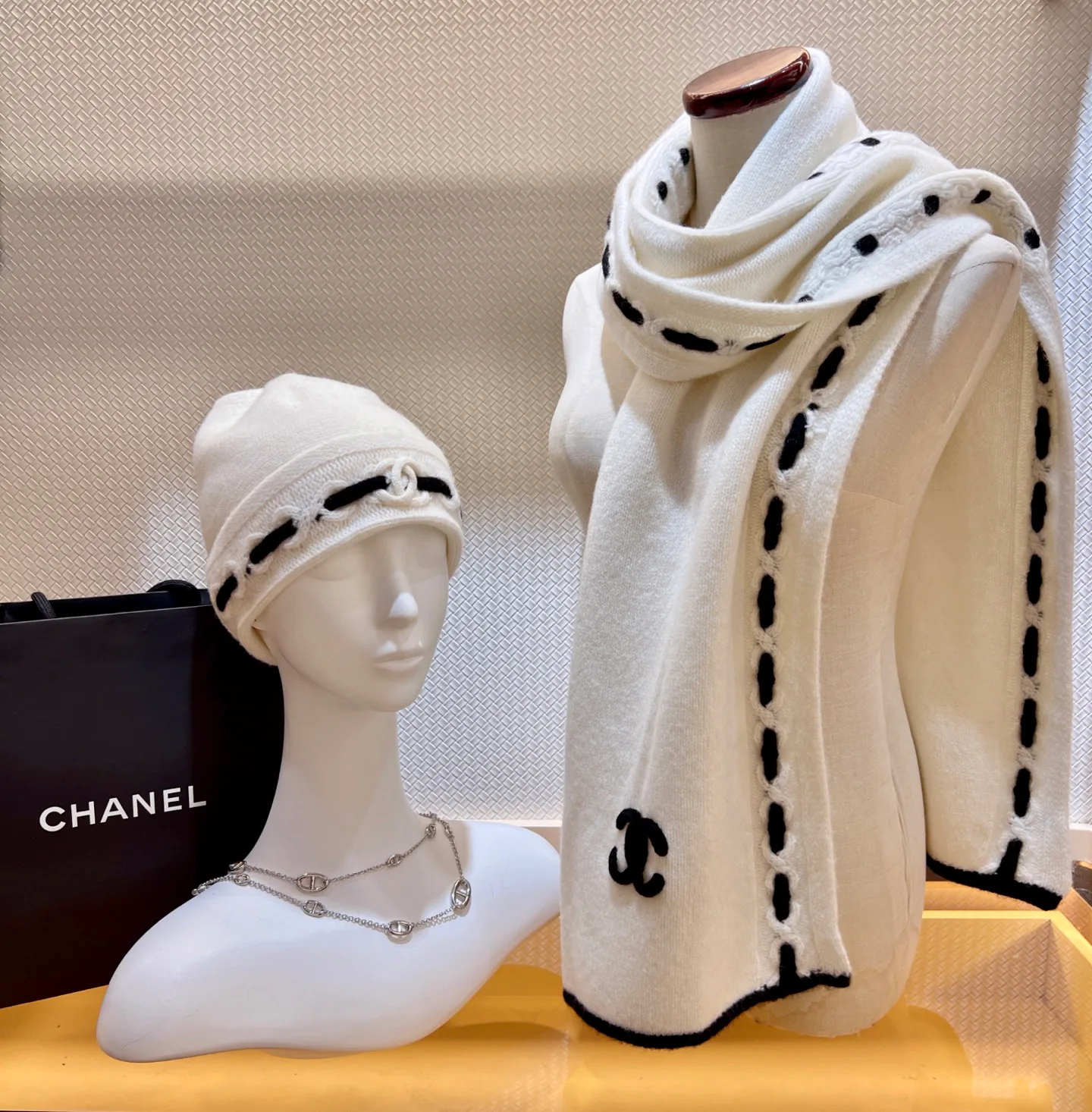Шарфы Chanel 449336