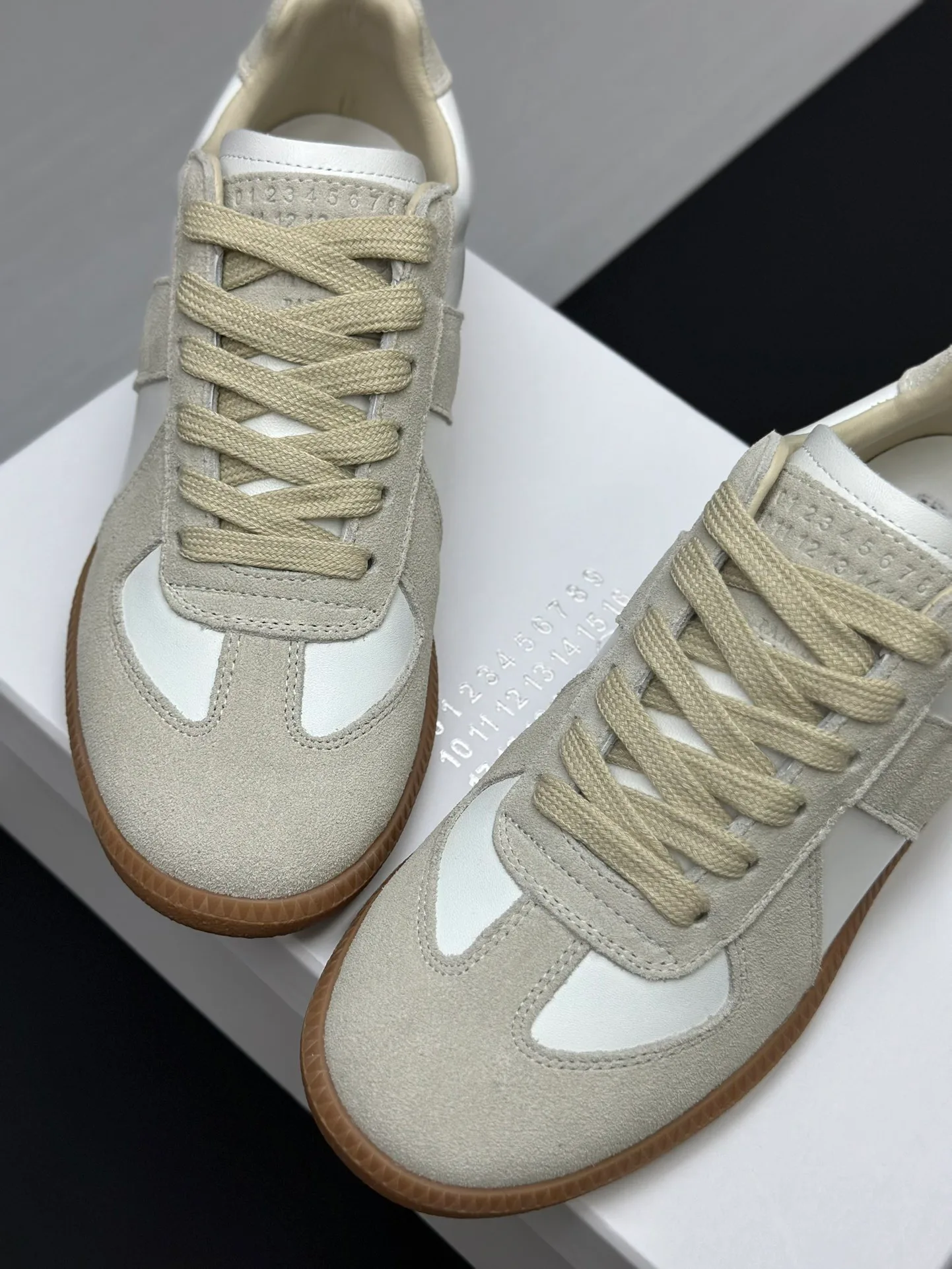Кроссовки Женские Maison Margiela 9039721