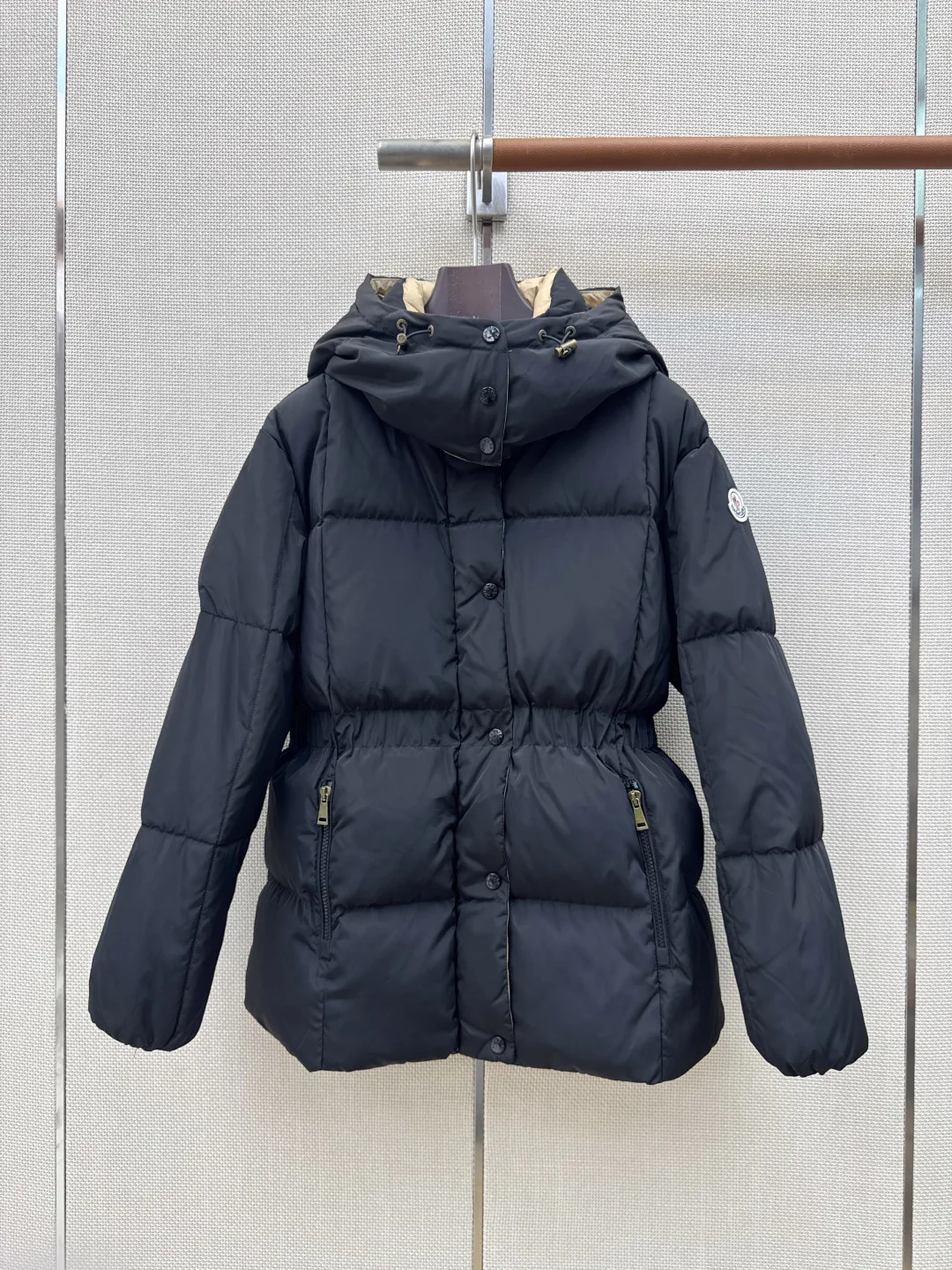 Куртки И Пуховики Женские Moncler 18225552