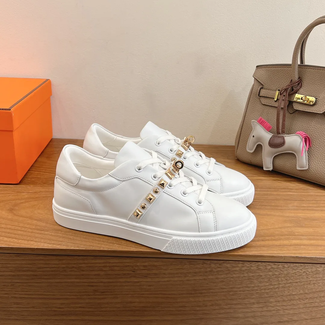 Кроссовки Женские Hermes 18729748