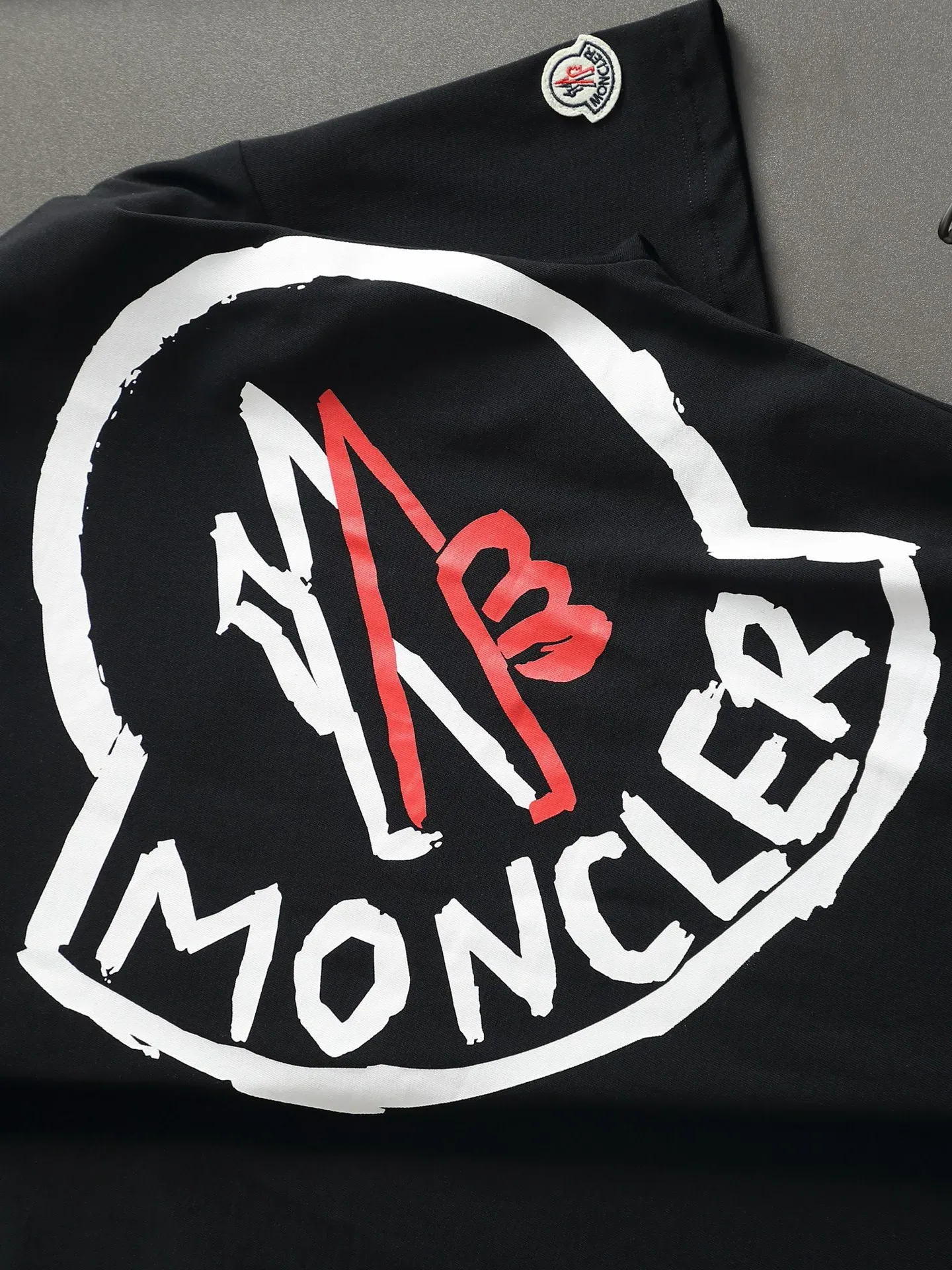 Футболки Женские Moncler 1617516