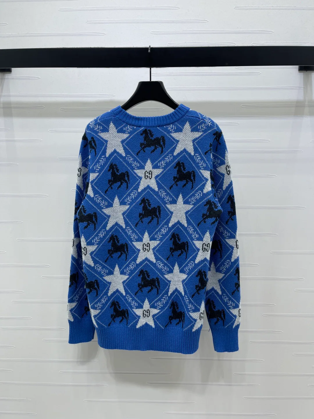 Джемперы И Свитеры Женские Gucci 688065