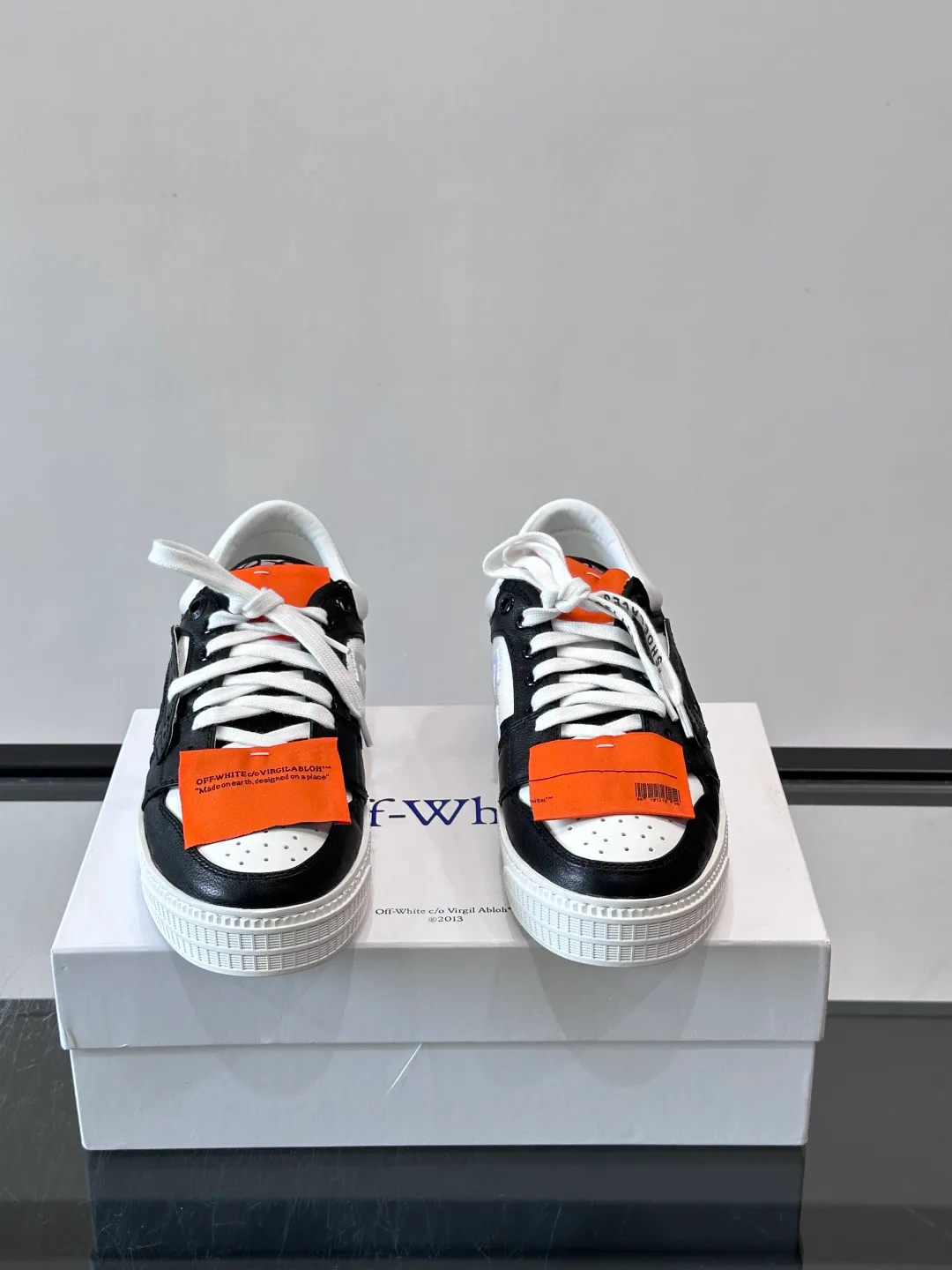 Кроссовки Женские Off-White 18102422