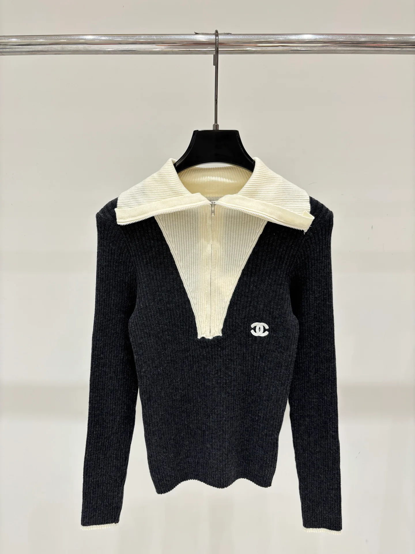 Джемперы И Свитеры Женские Chanel 18032687