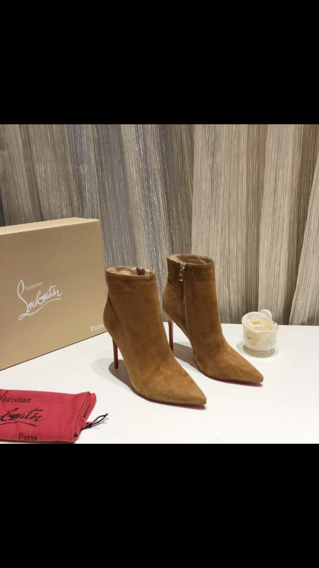 Ботильоны Женские Christian Louboutin 18616609