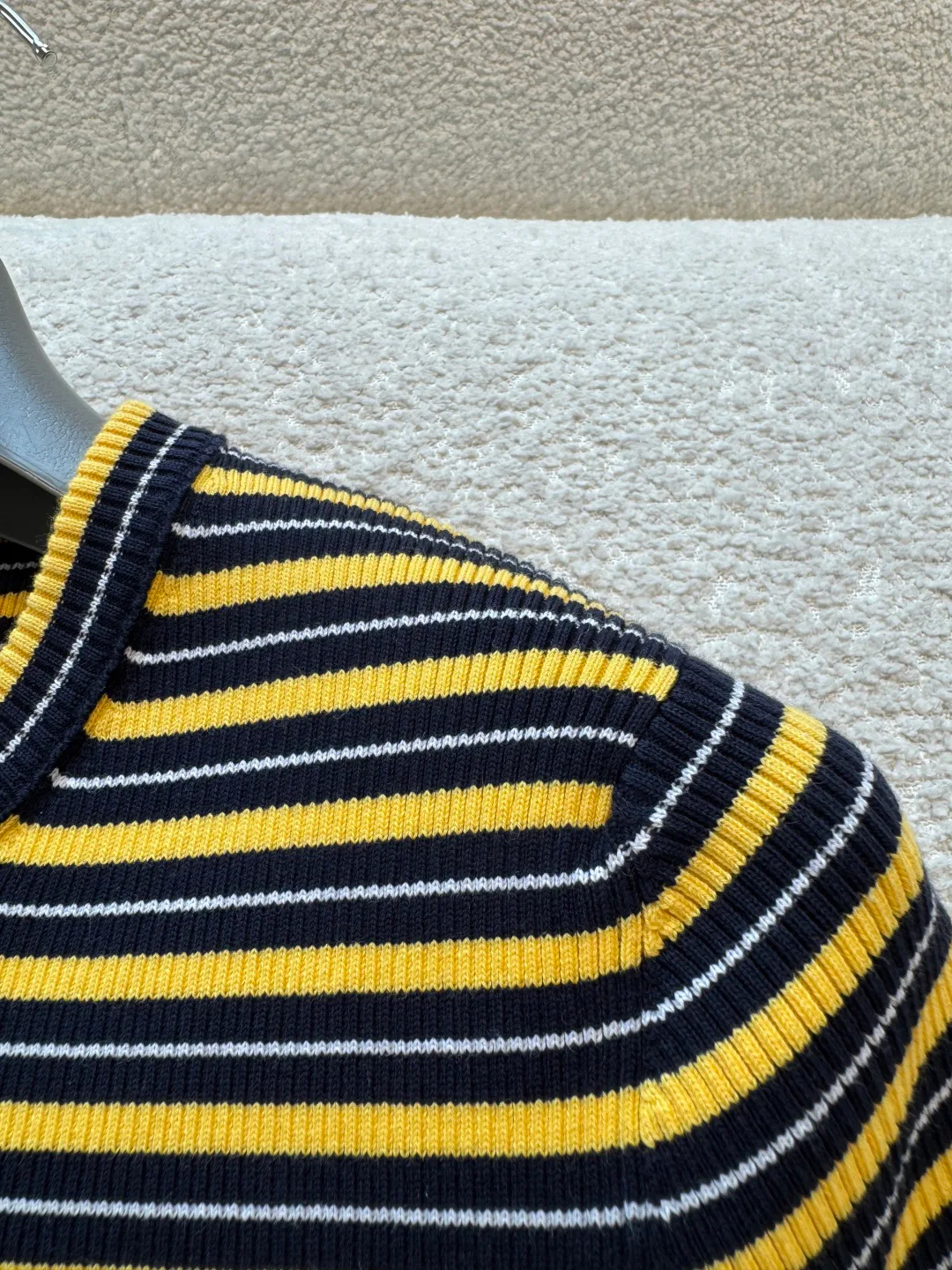 Футболки Женские Prada 12298604