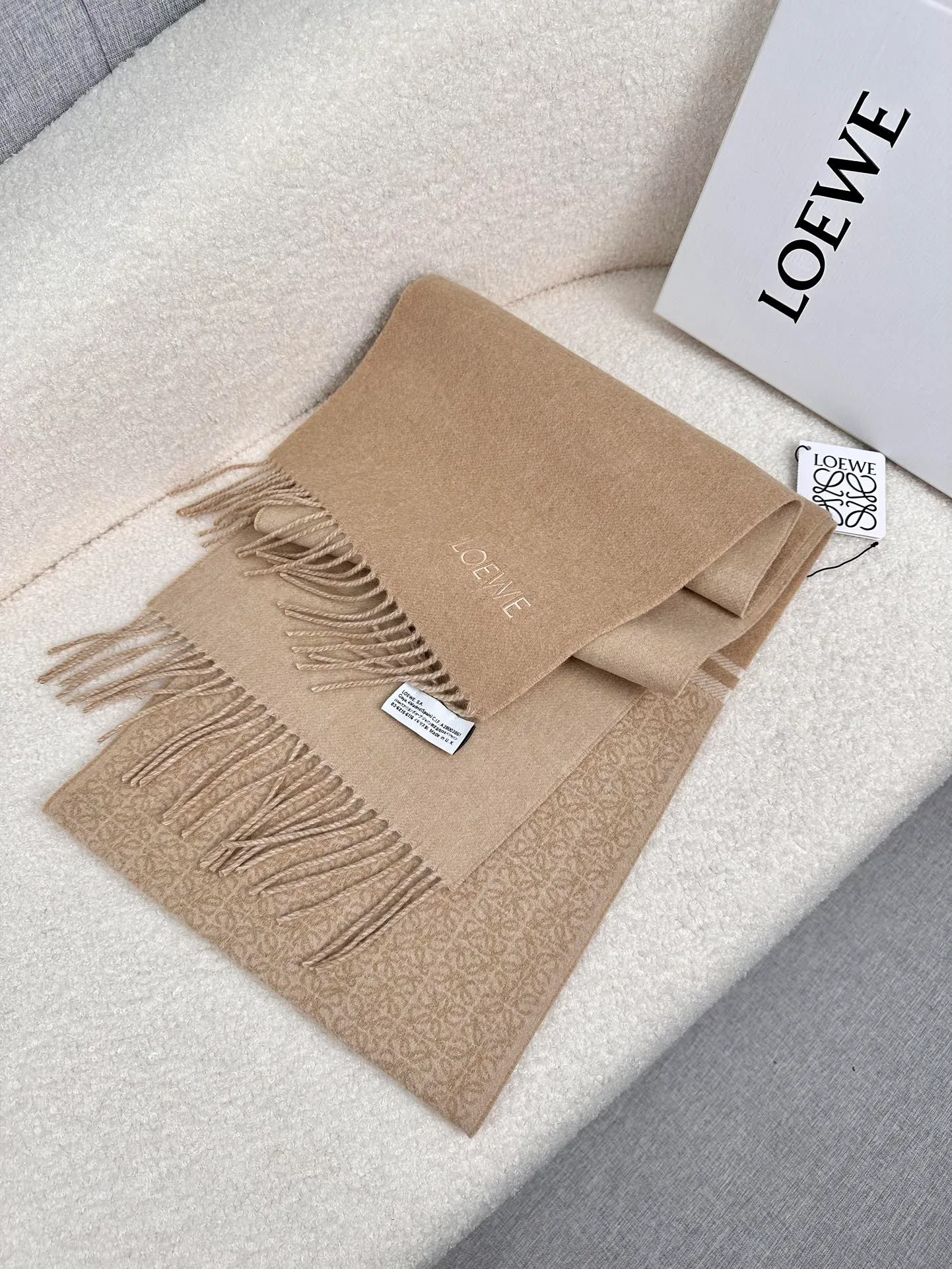 Шарфы Loewe 18574634
