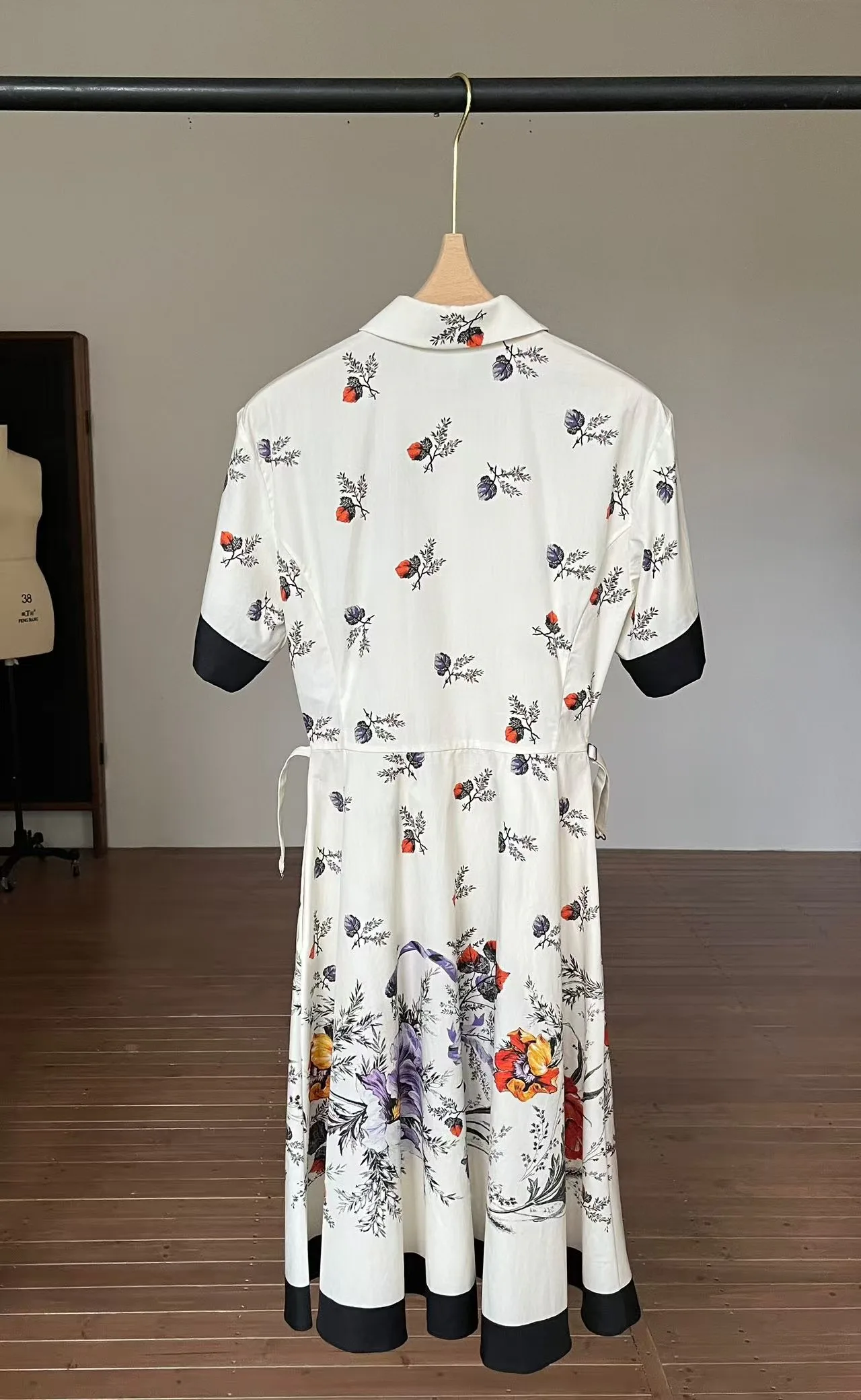 Платья Женские Christian Dior 17383563