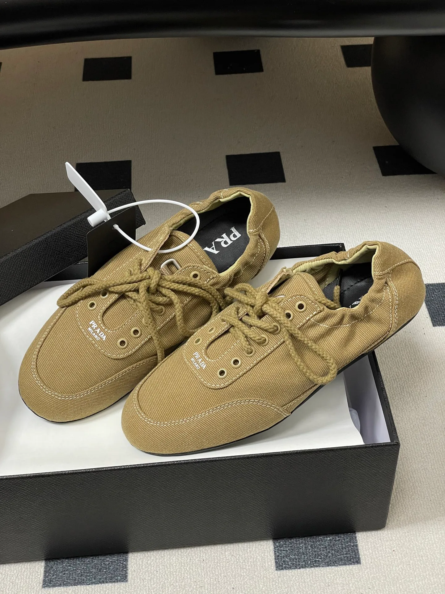 Кеды Женские Prada 12810909