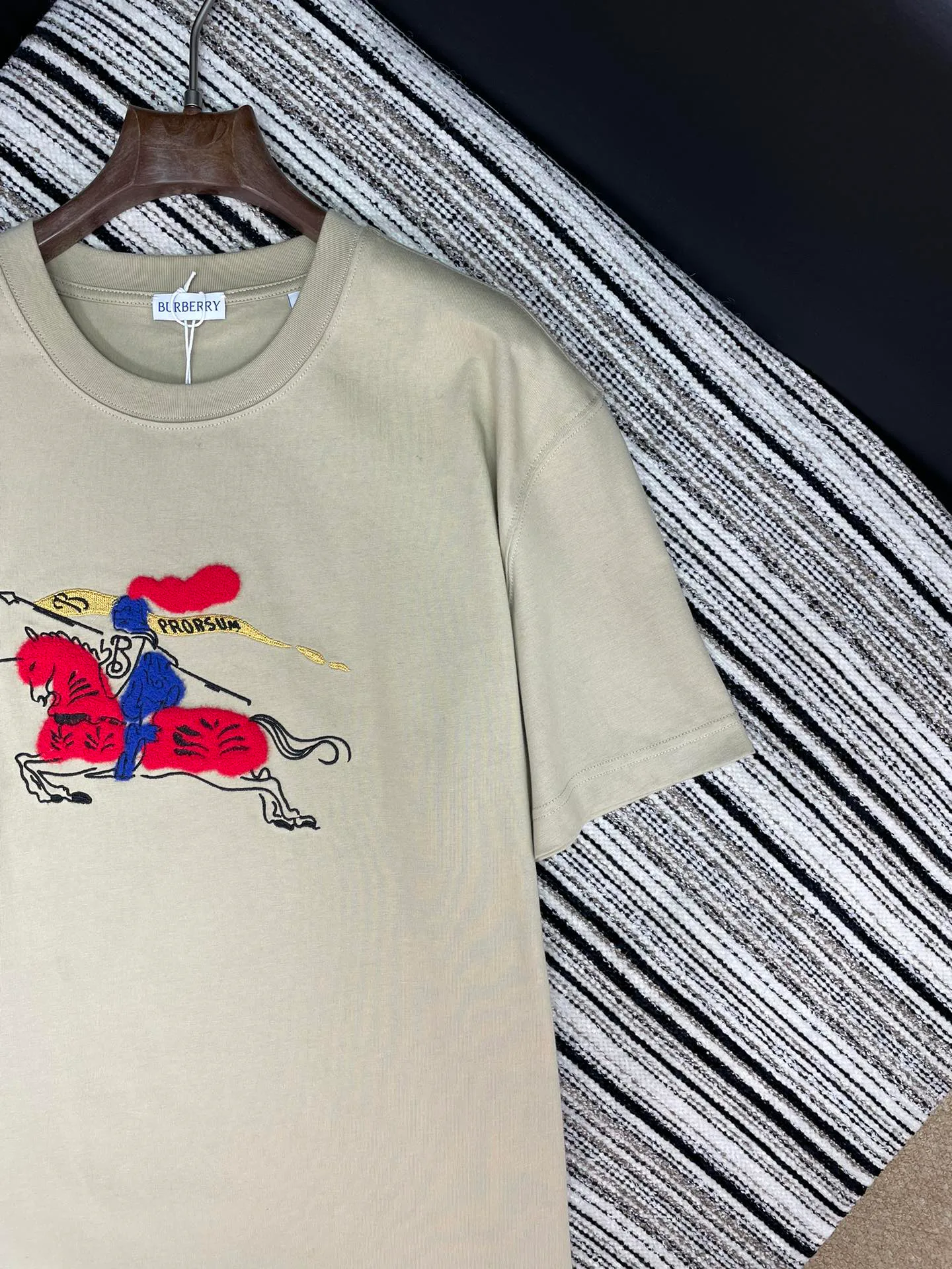 Футболки Женские Burberry 528095