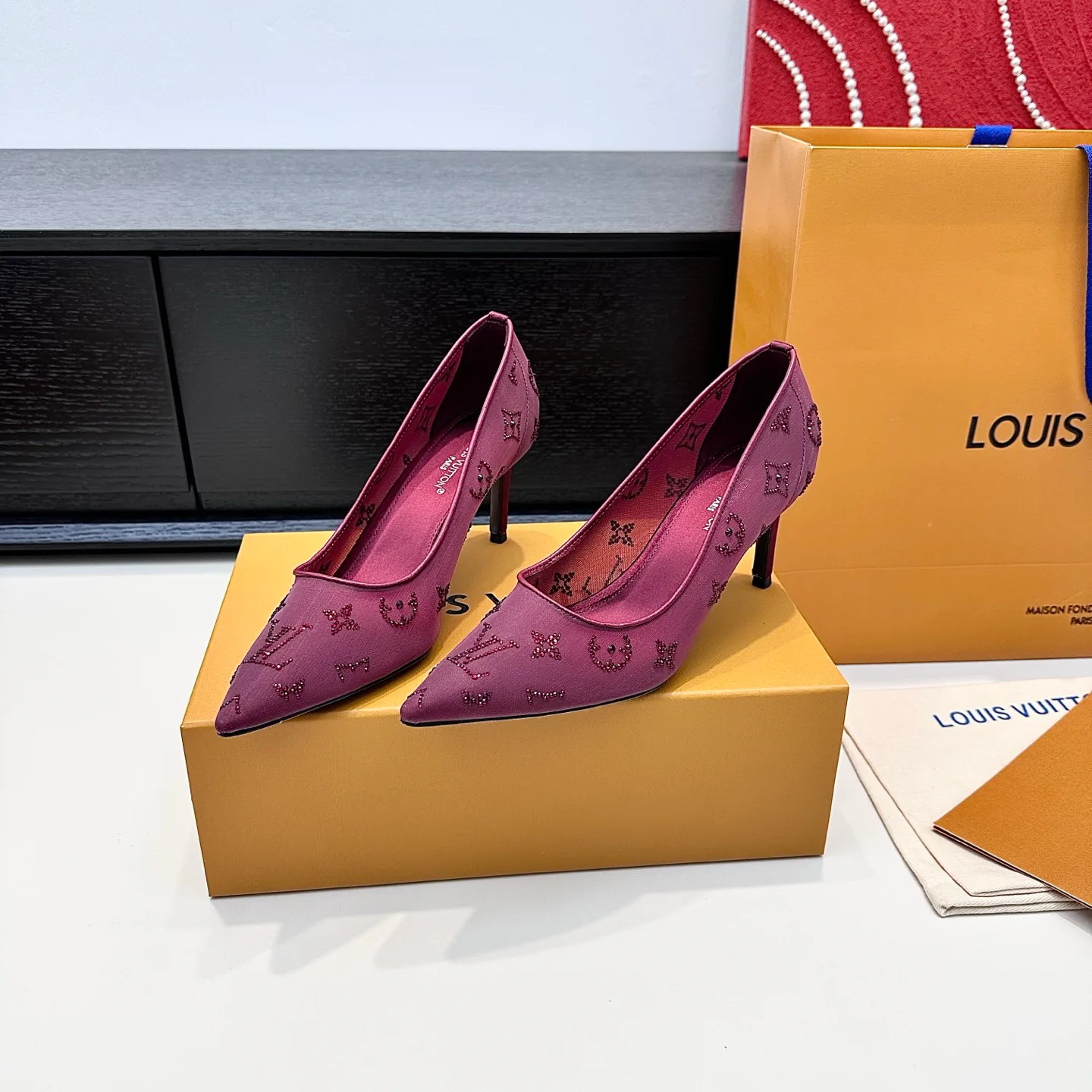 Туфли Женские Louis Vuitton 1384811