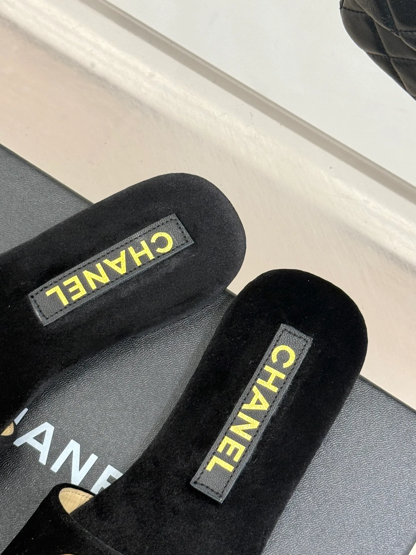 Шлепанцы Женские Chanel 14374